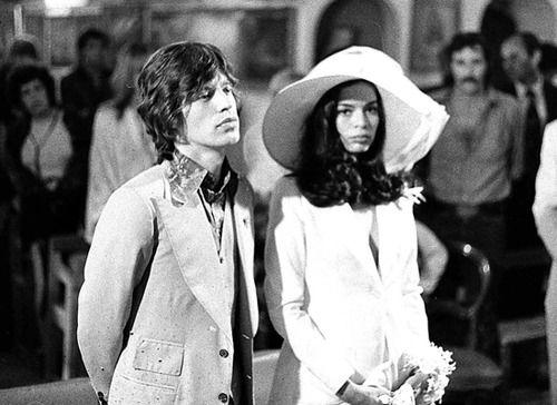 Casarse como Bianca Jagger es posible con este look de Bruna - Bruna