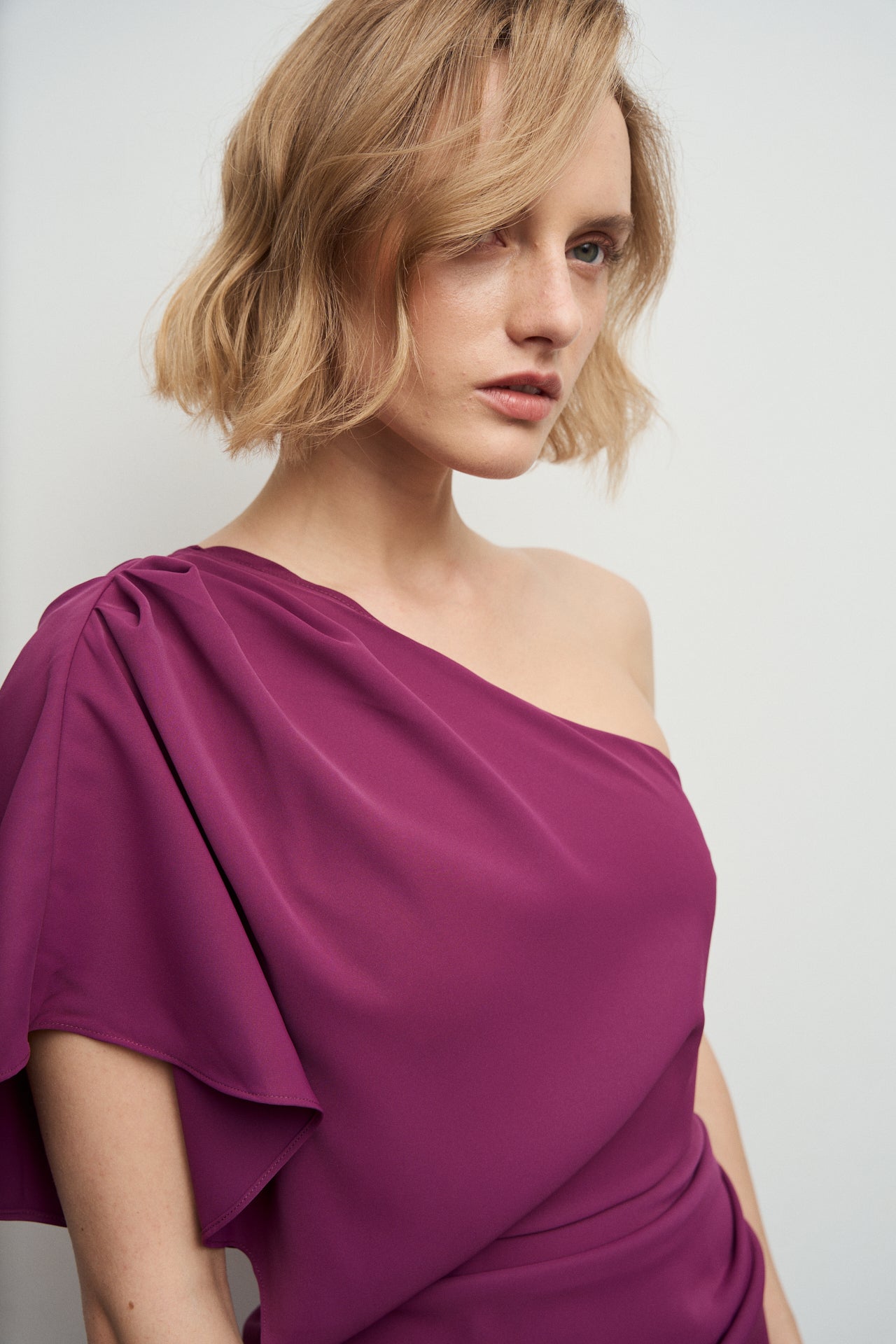 Vestido Marcela Plum · L´Avenue ·