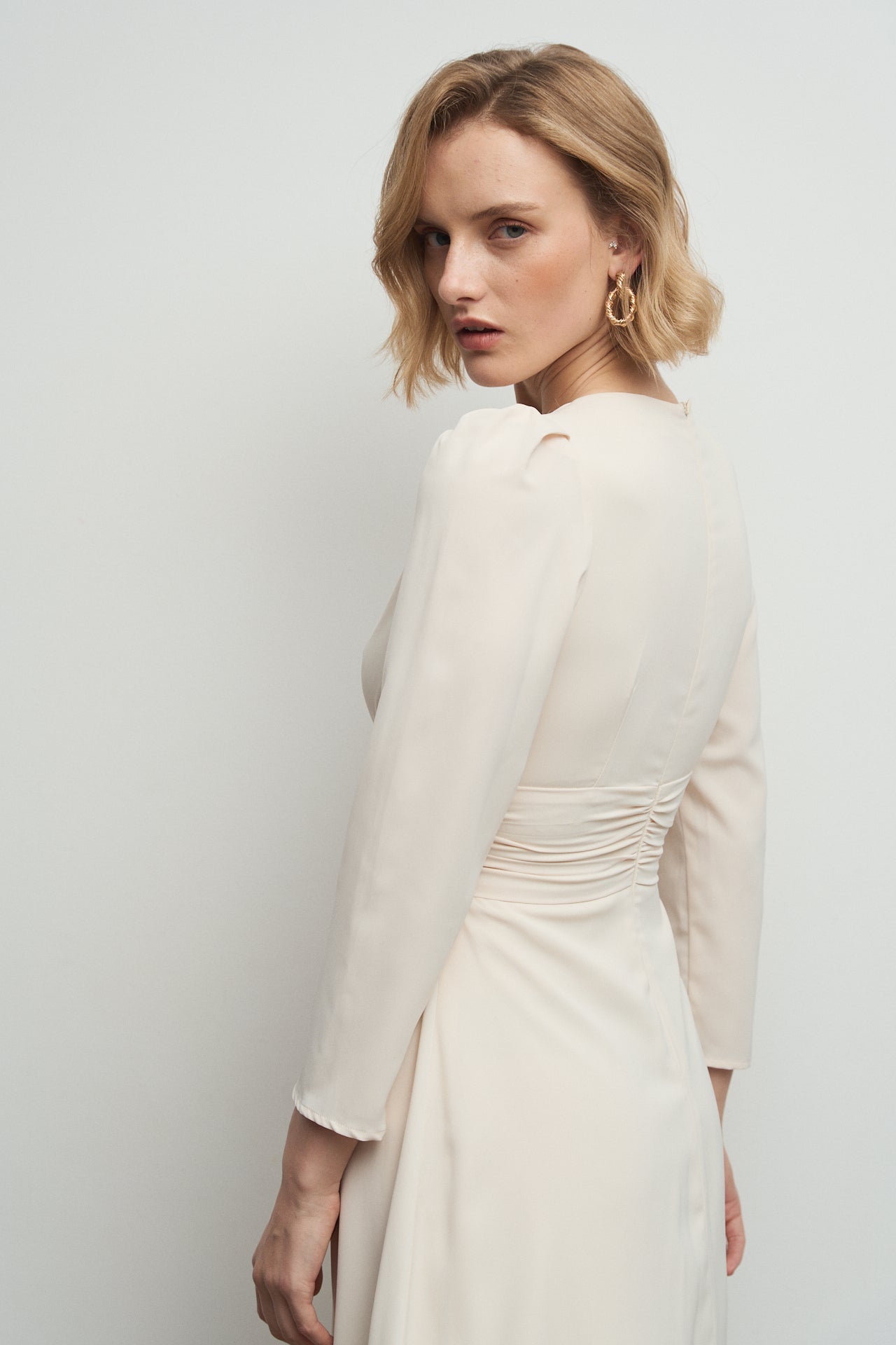Oda Ivory Dress · Alegoria ·
