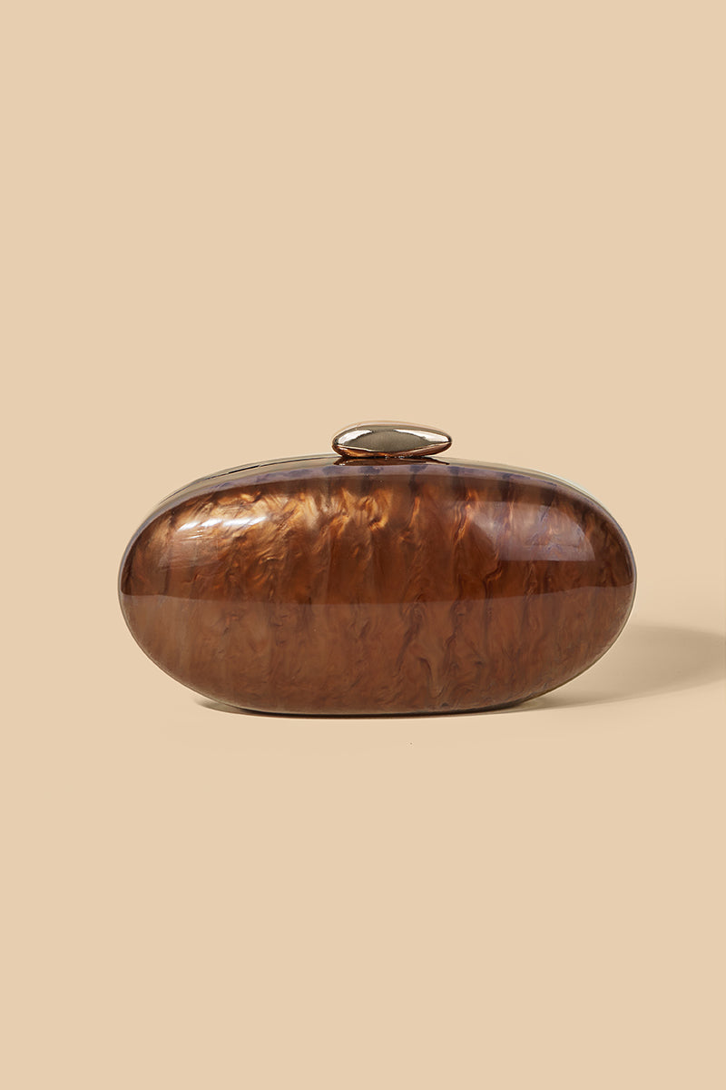 Clutch Nacre Caramelo · Le Marais ·