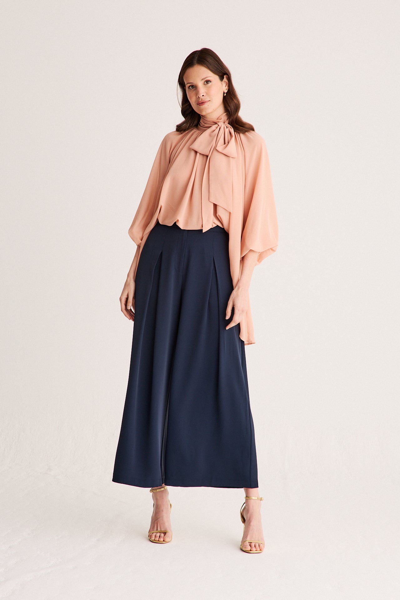Top Amber · Reverie ·