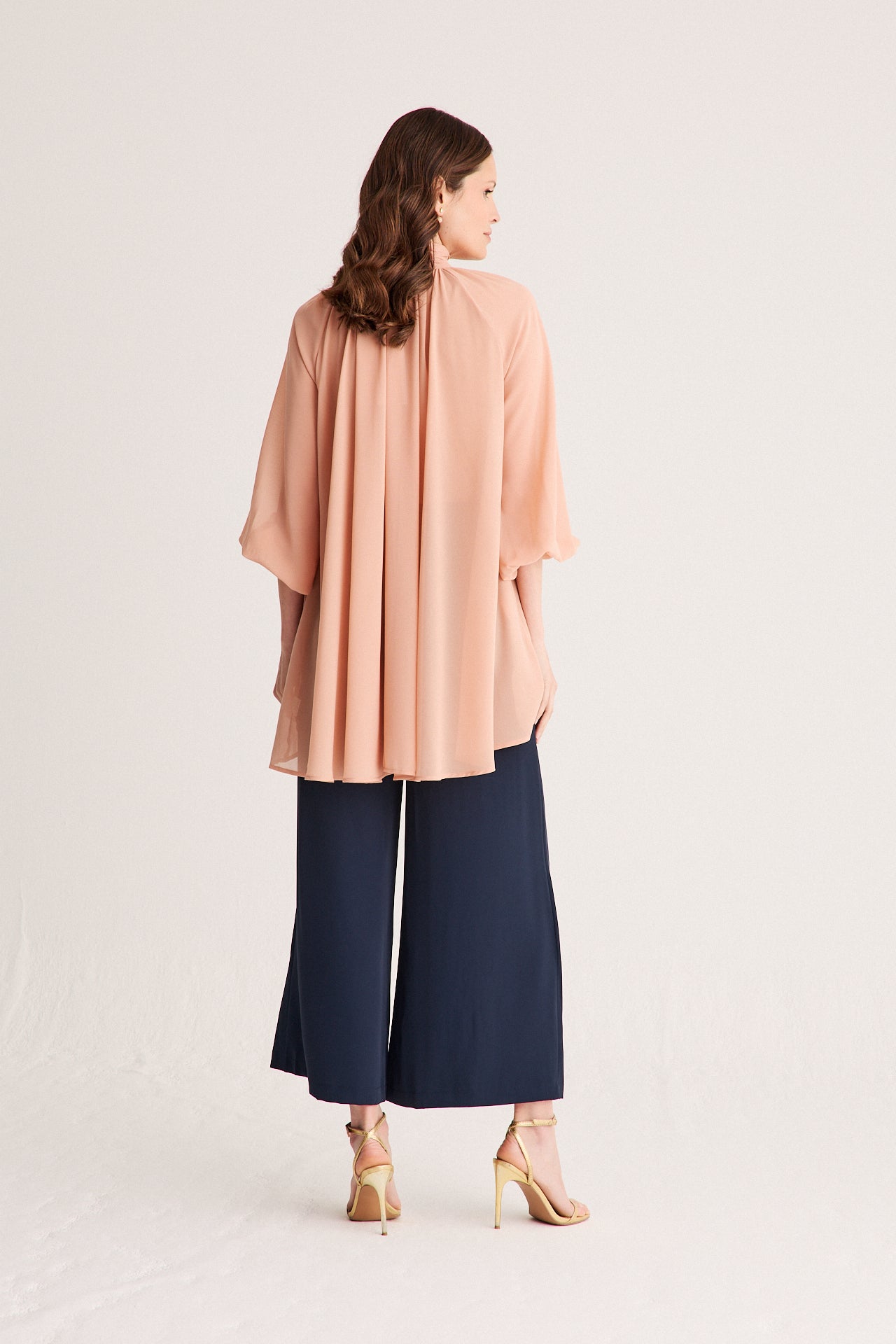Top Amber · Reverie ·