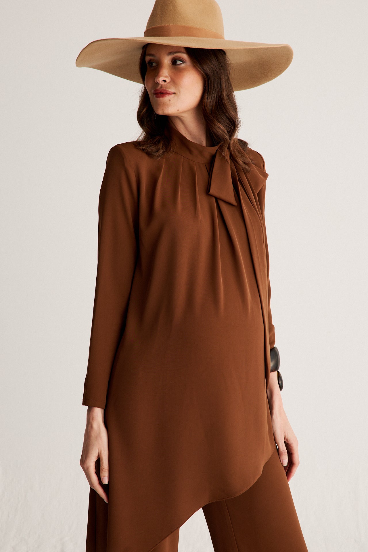 Pantalon Cory Choco · Allure ·