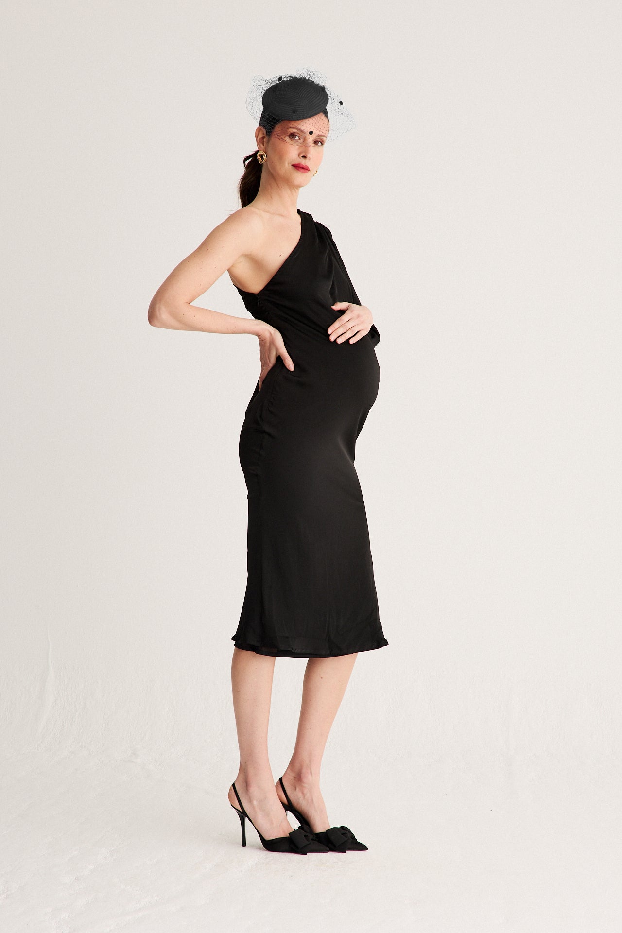 Vestido Mindy Noir Midi · Madame ·