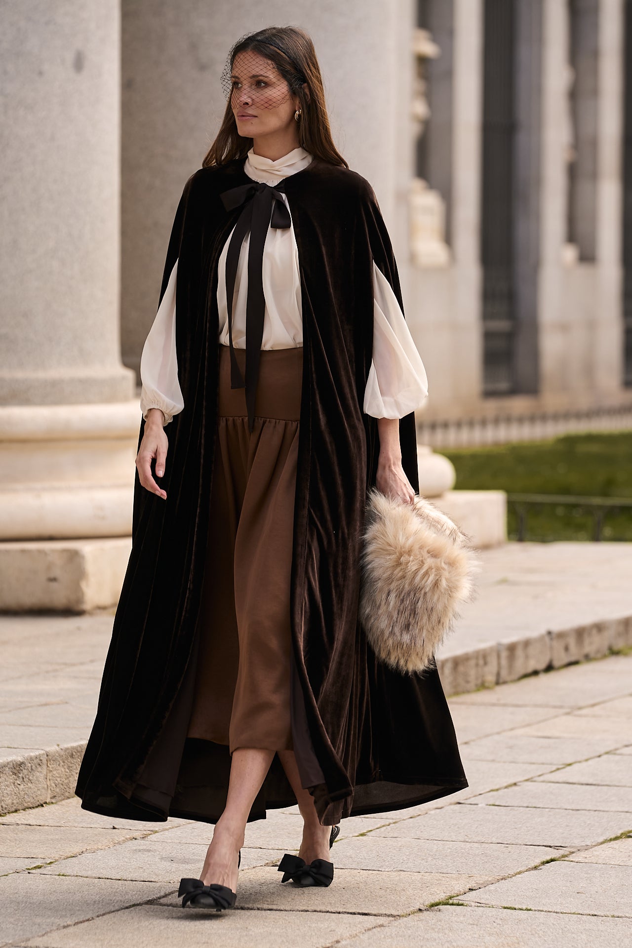 Cape en velours Margaret · Lady B ·
