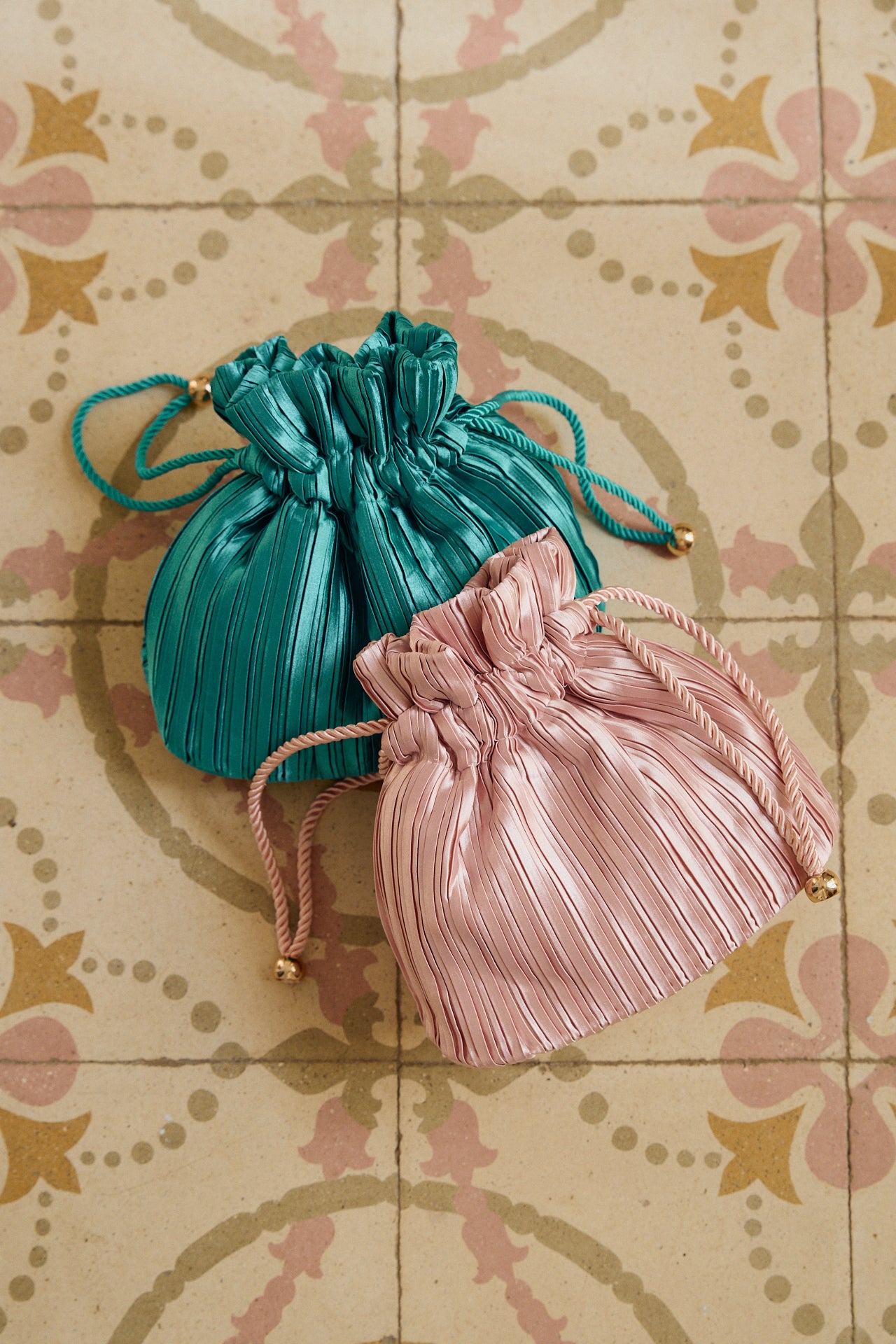 Blue Bombonera Clutch · Flora ·