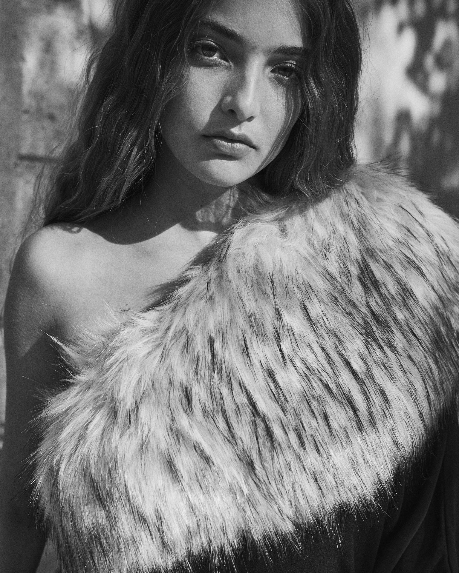 Leah Beige Stole · Madame ·