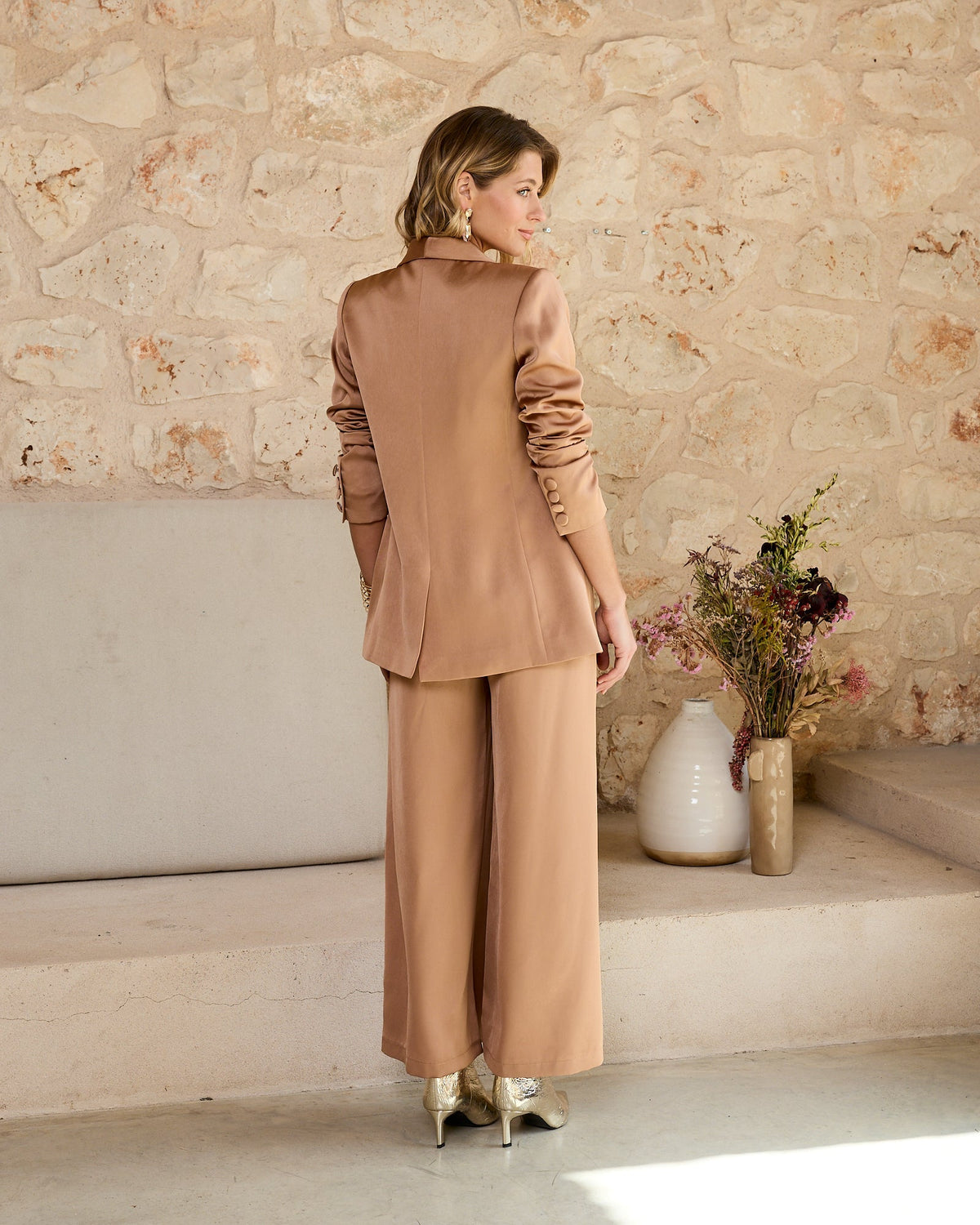 Mindy Latte pants · Flora ·