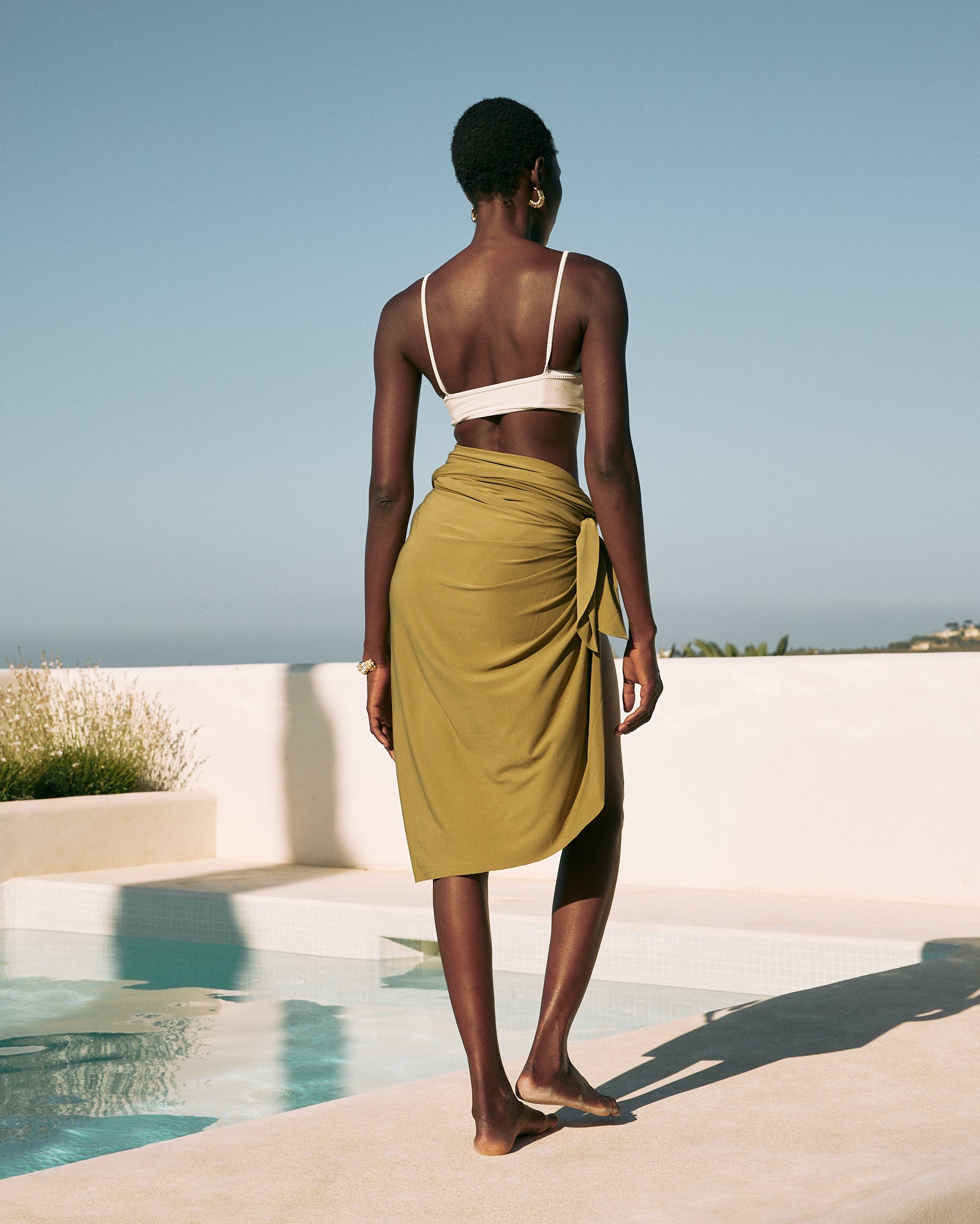 Pareo Oliva · Playa · - Bruna