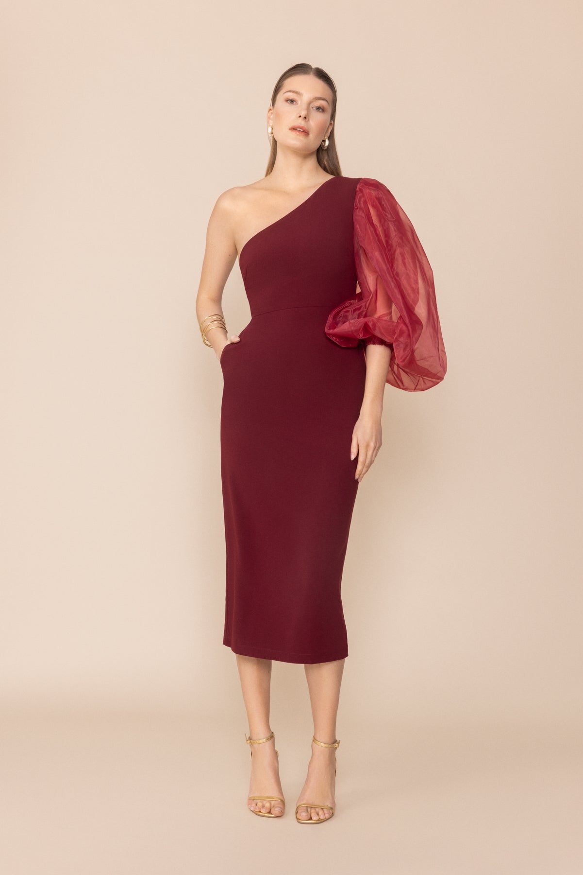 Vestido Charlotte Guinda · Flora · - Bruna