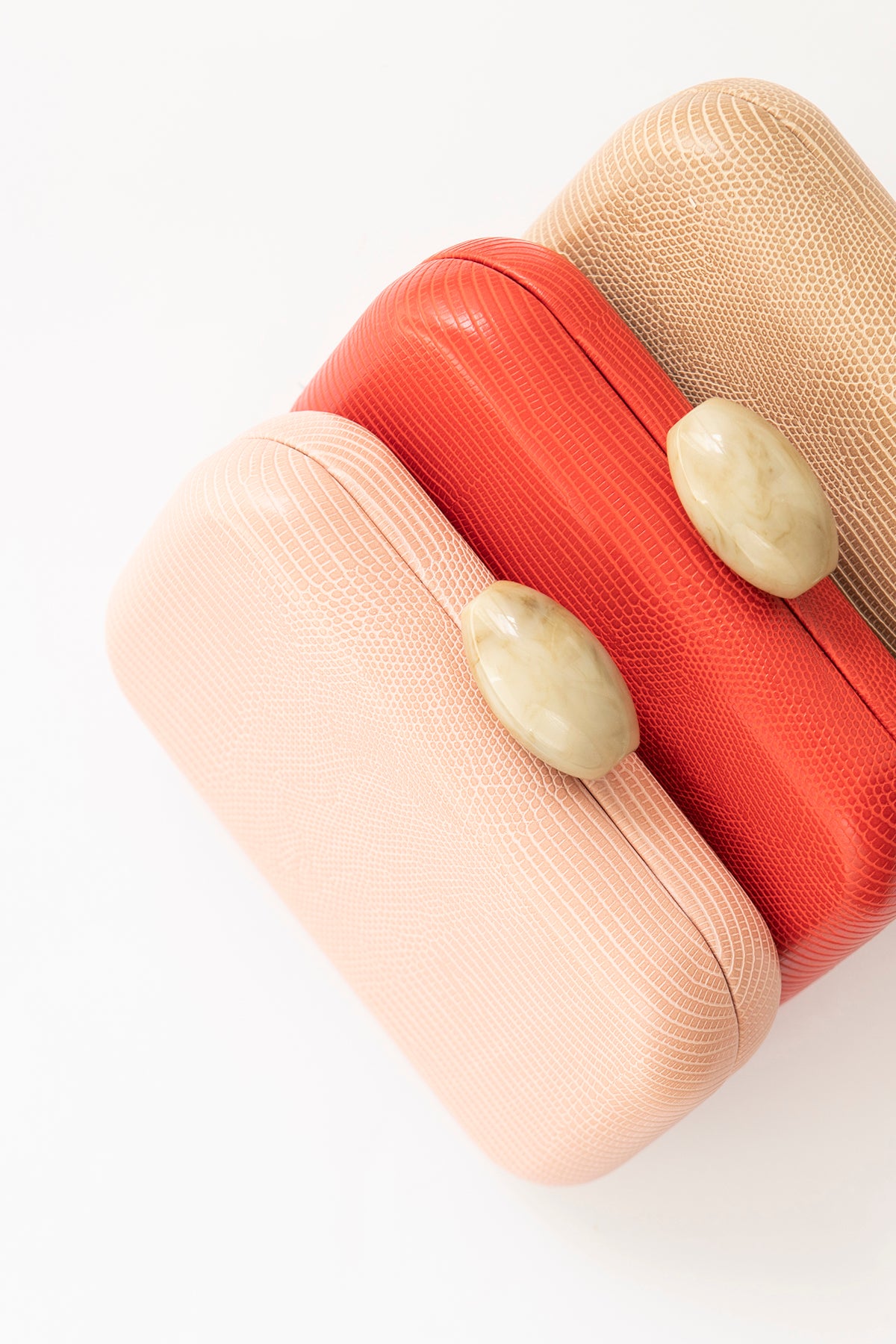 Clutch Hueso Snake Rosa Spring20 - brunacoleccion bruna invitadaperfecta invitadaboda invitadabruna boda guest wedding