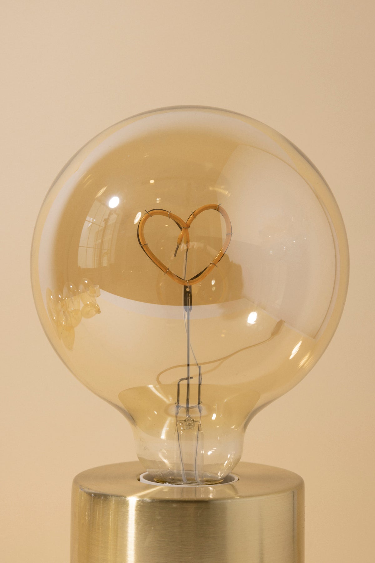 Bombilla Heart Dorada · Deco · - Bruna