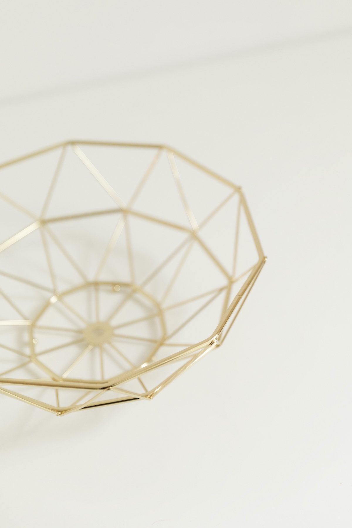 Cesta de Alambre Dorado Vanesa · Deco · - Bruna