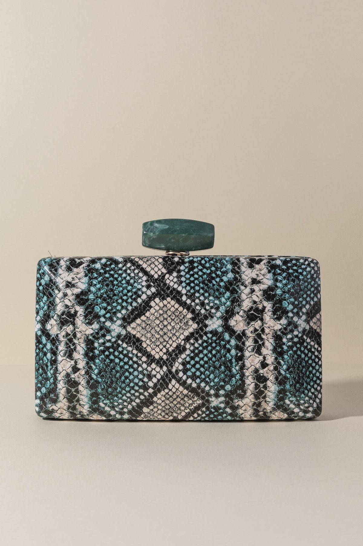 Clutch Box Lawrence Turquesa · Rivera · - Bruna