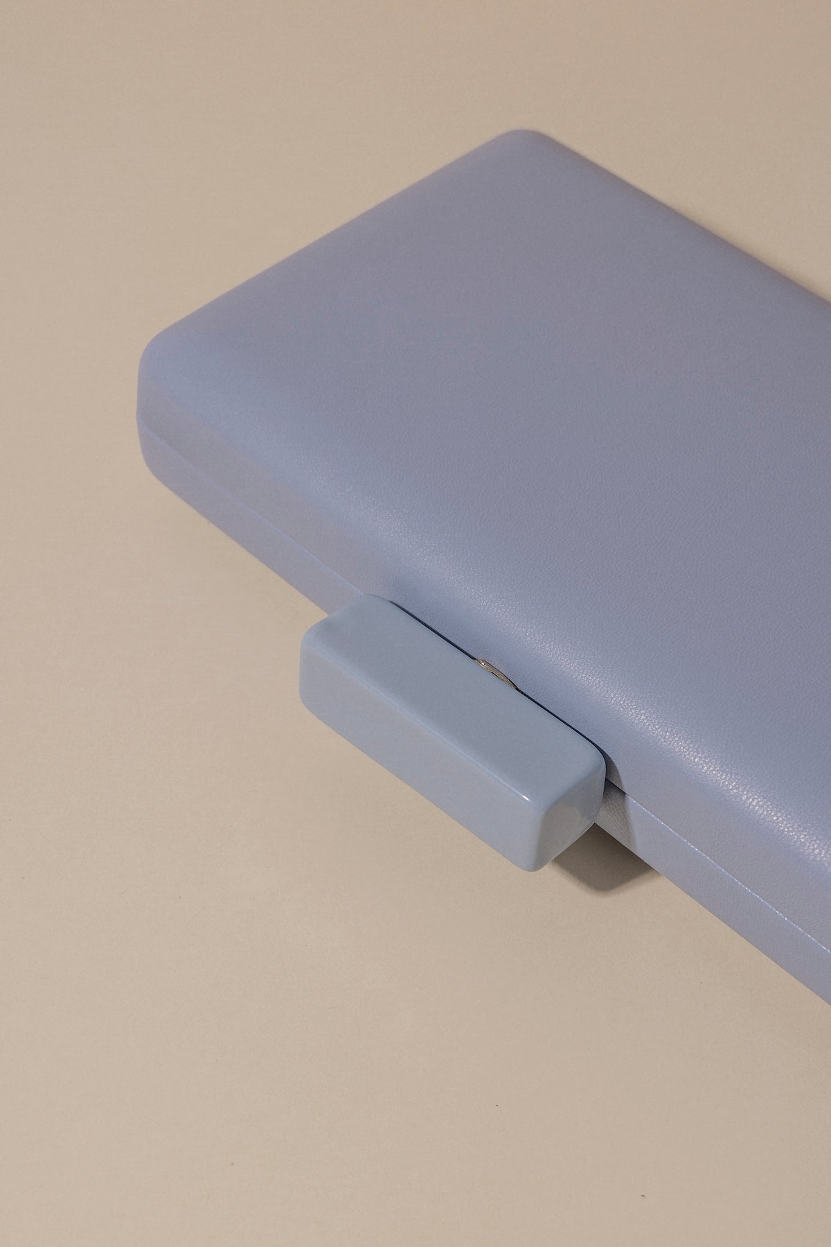 Clutch Candy Sky blue · Alegoria · - Bruna