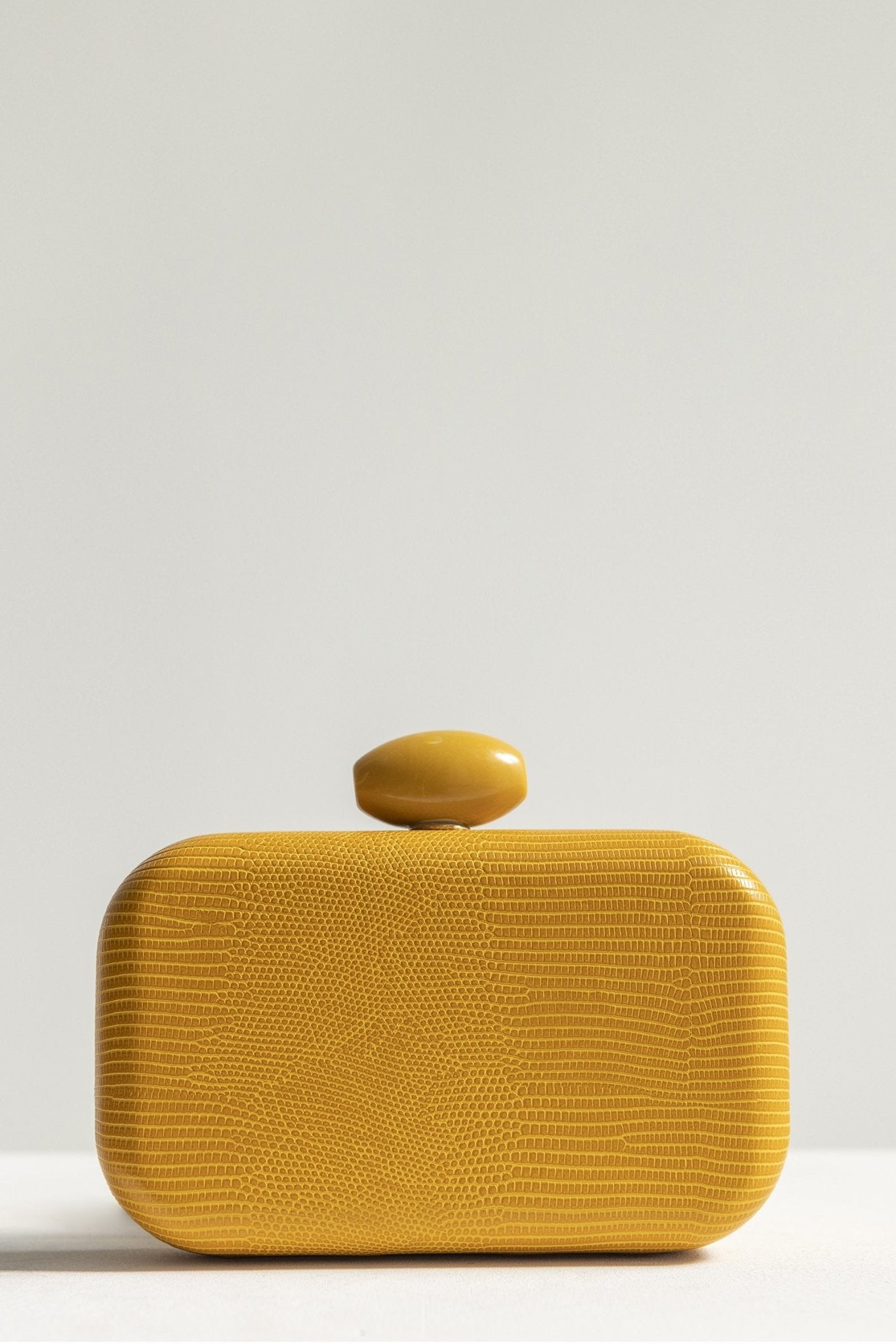 Clutch Hueso Snake Amarillo · Ipanema · - Bruna