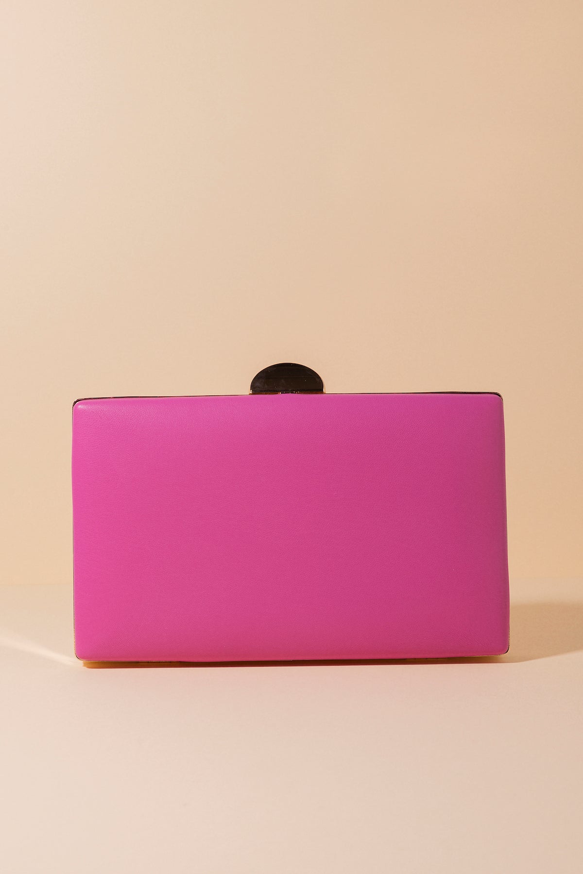 Clutch Iris Fucsia · Hamptons · - Bruna