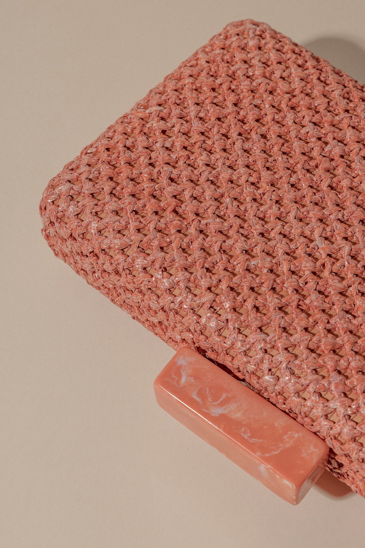Clutch Net Coral · Alegoria · - Bruna