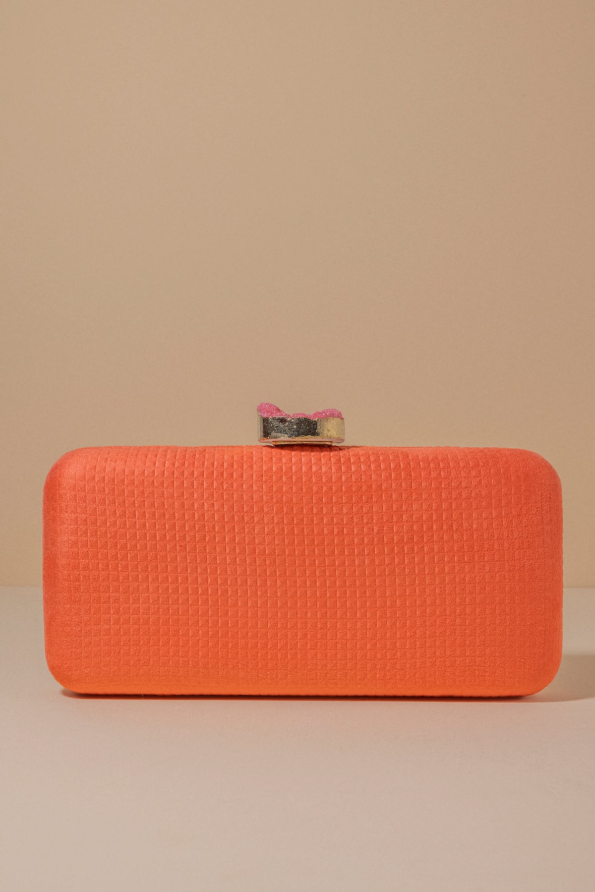 Clutch Pia Coral · Wisteria · - Bruna