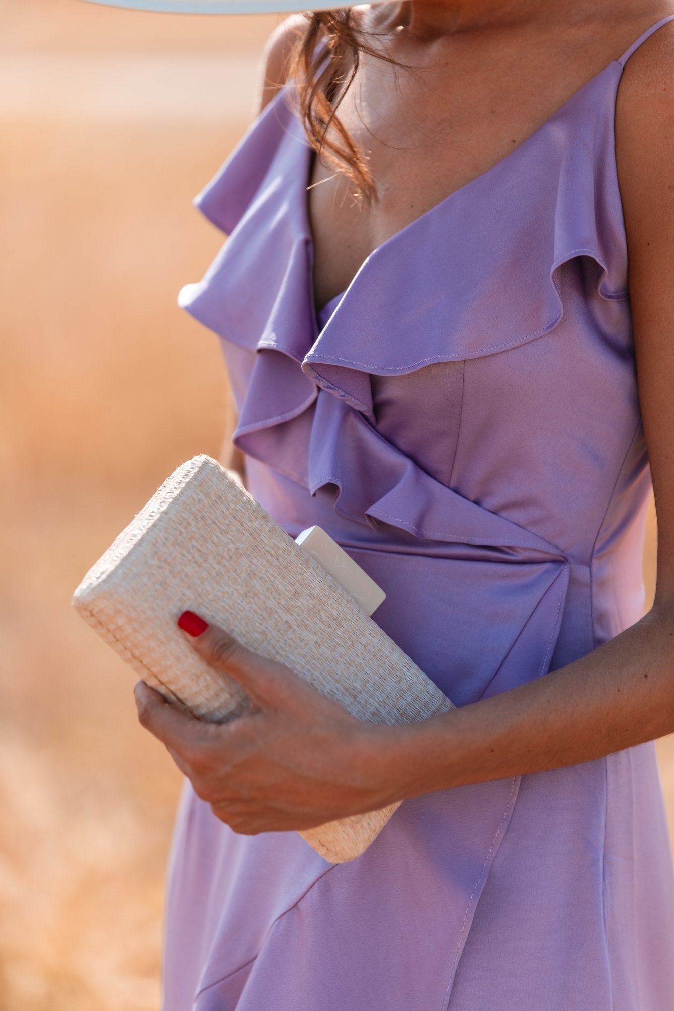 Clutch Rafia Candy Arena · Rivera · - Bruna