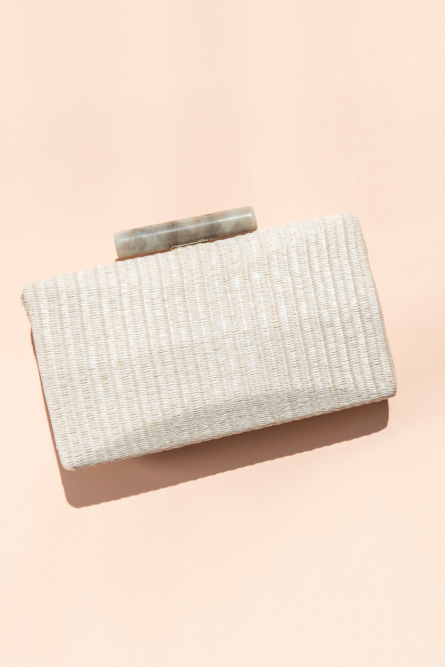 Clutch Hueso Rafia Natural Rectangular Spring20 - brunacoleccion bruna invitadaperfecta invitadaboda invitadabruna boda guest wedding