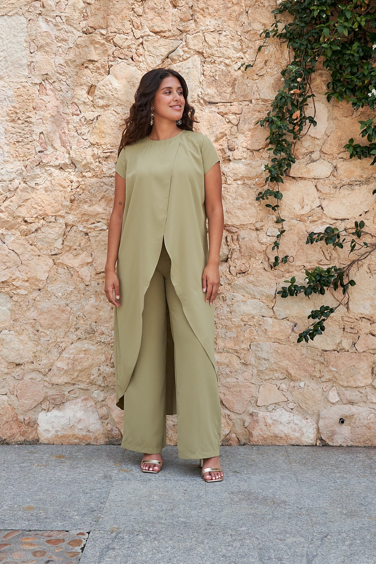 Conjunto Top Maca + Pantalon Lisa Pistachio · Wisteria · - Bruna