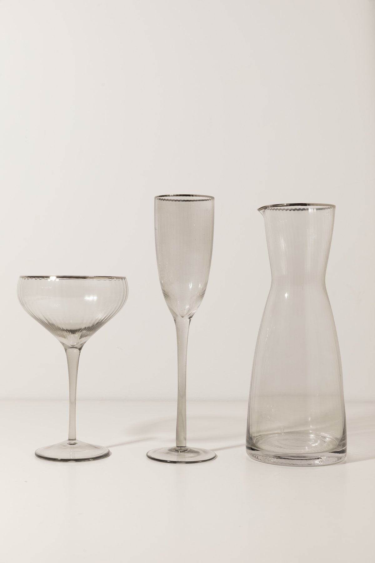 Copa de Champagne Gris Plomo con filo plata · Deco · - Bruna