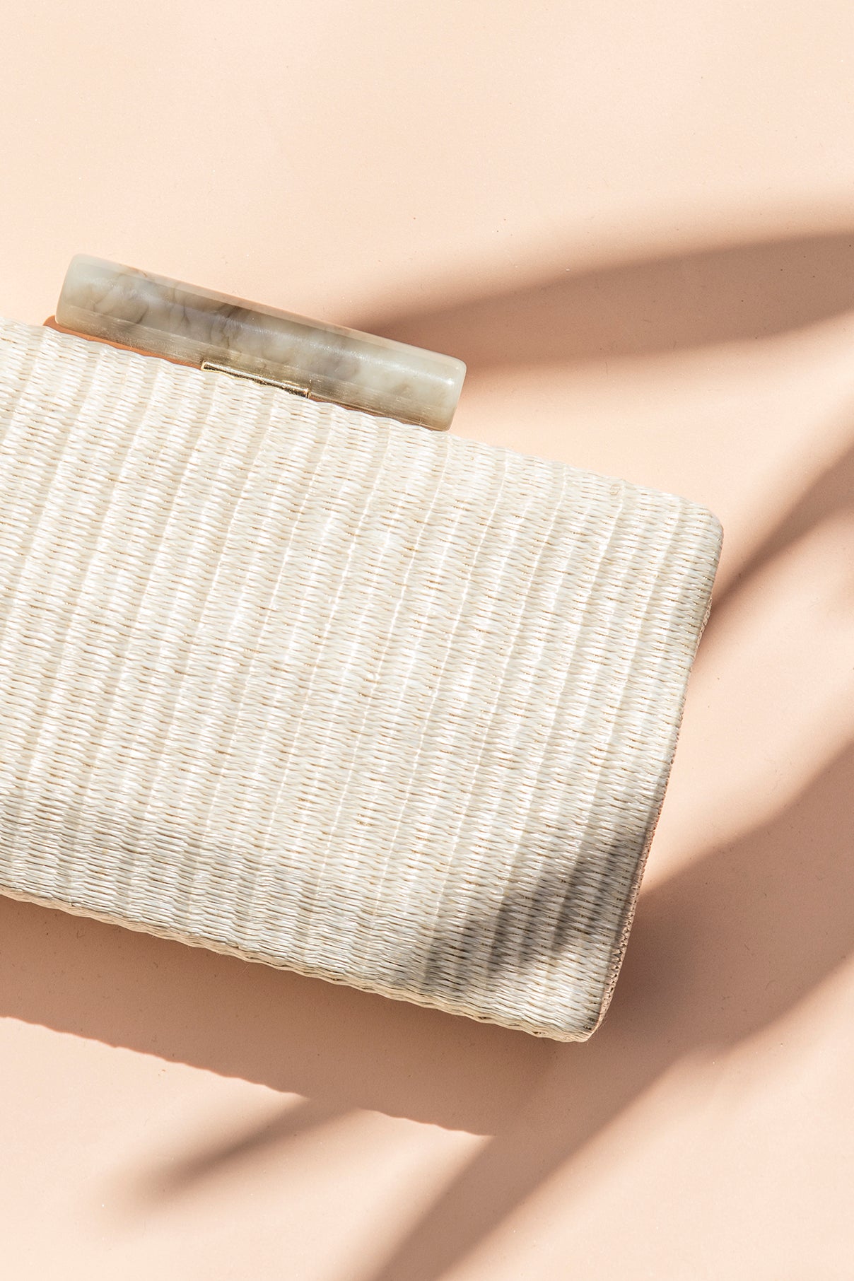 Clutch Hueso Rafia Natural Rectangular Spring20 - brunacoleccion bruna invitadaperfecta invitadaboda invitadabruna boda guest wedding