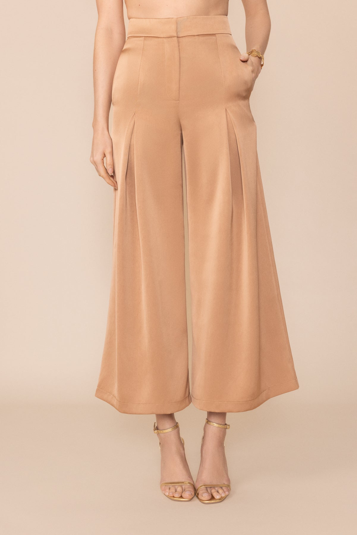 Pantalon Mindy Latte · Flora · - Bruna