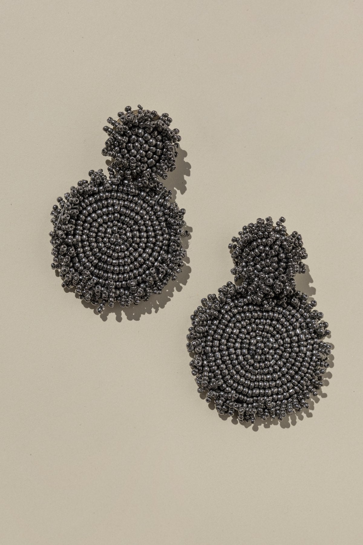 Pendientes Ari Oro Viejo · Ipanema · - Bruna