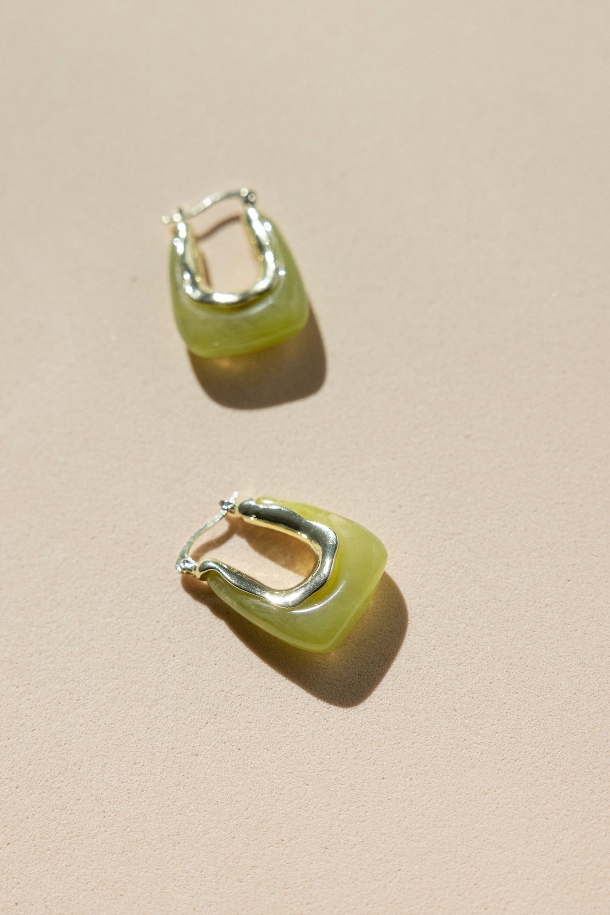 Pendientes Glossy Diana Lime · Wisteria · - Bruna