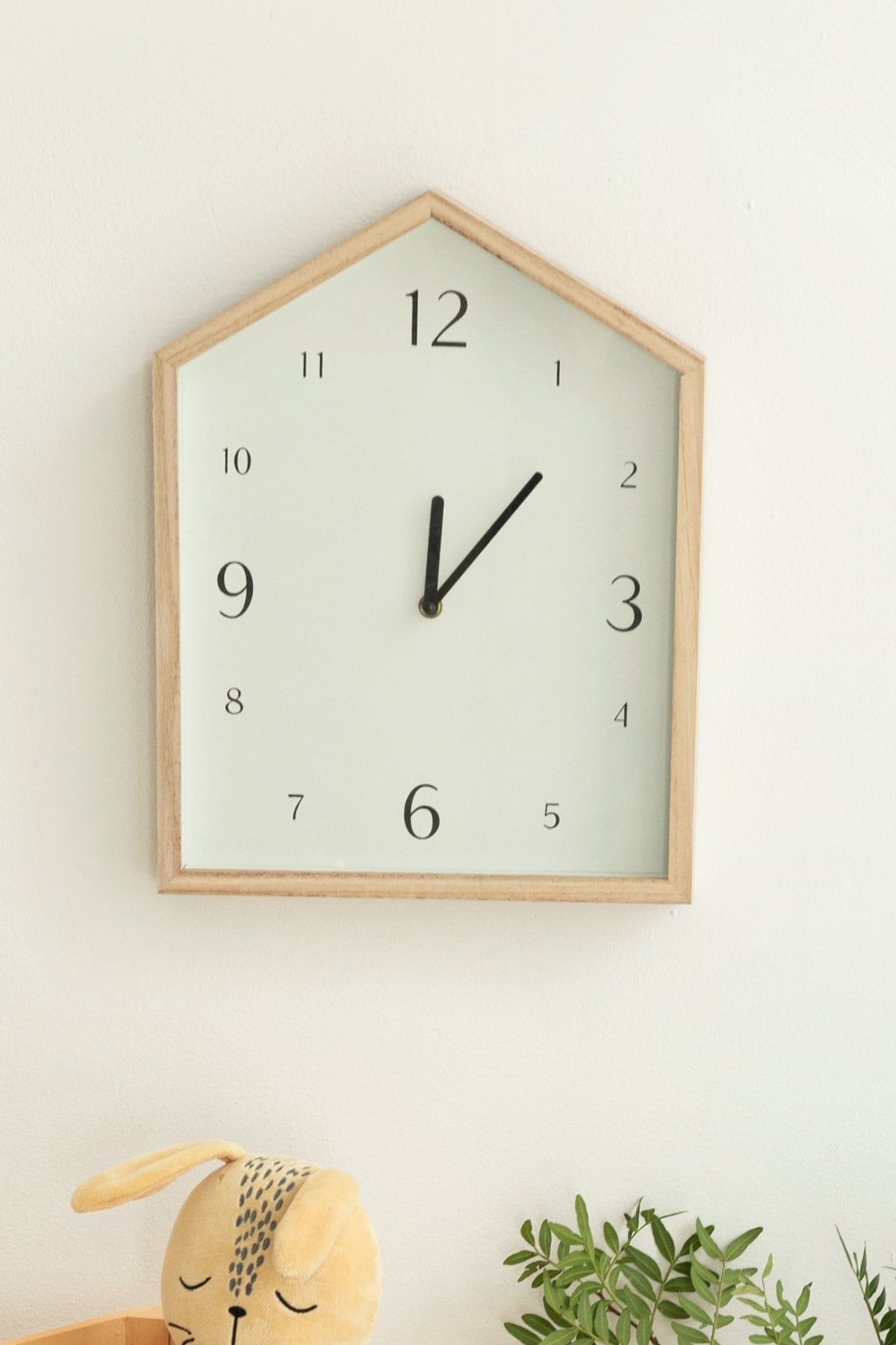 Reloj Casita Ivory · Deco · - Bruna