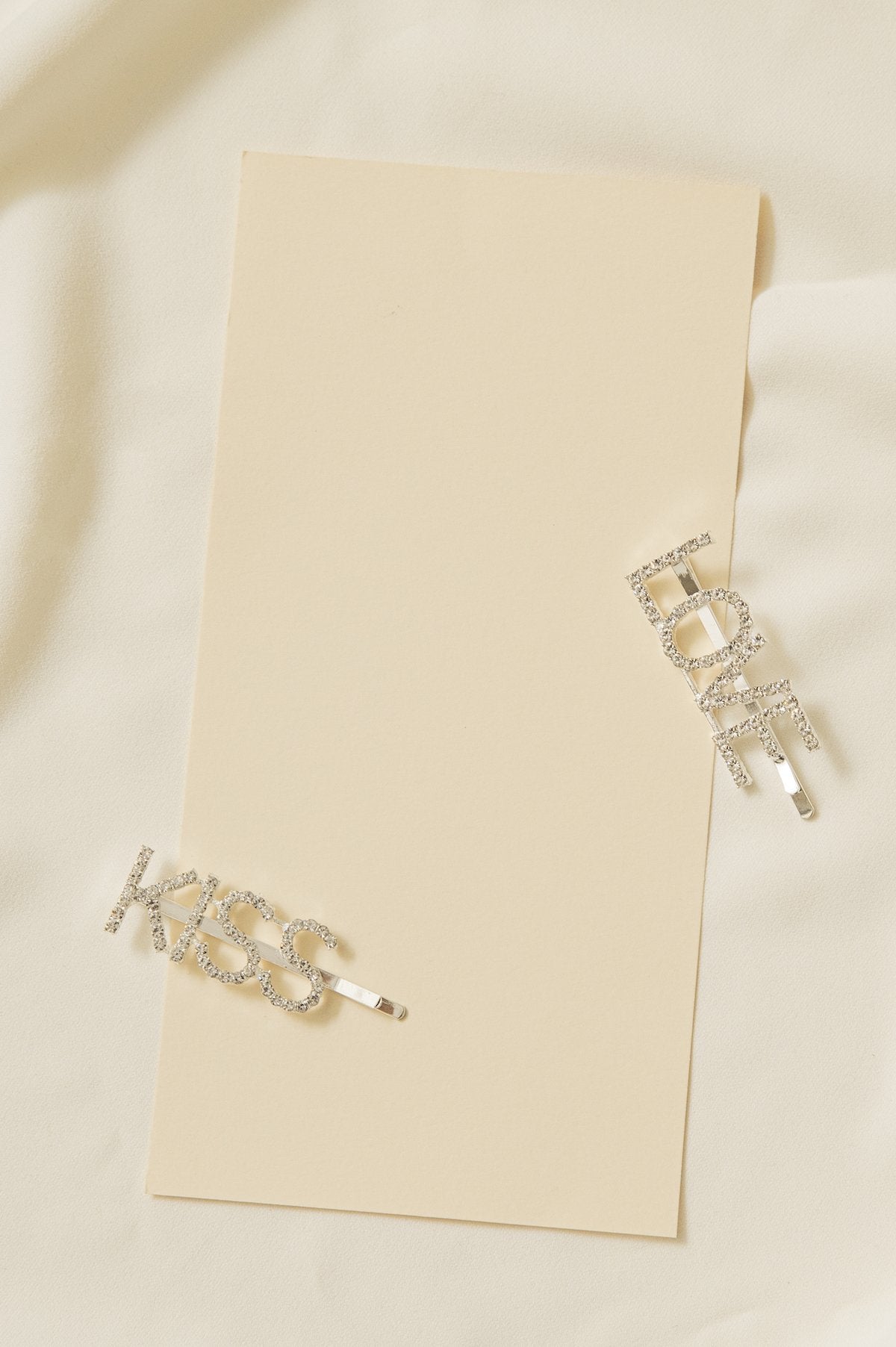 Set de 2 Horquillas Novia Love&Kiss · LOVE · - Bruna