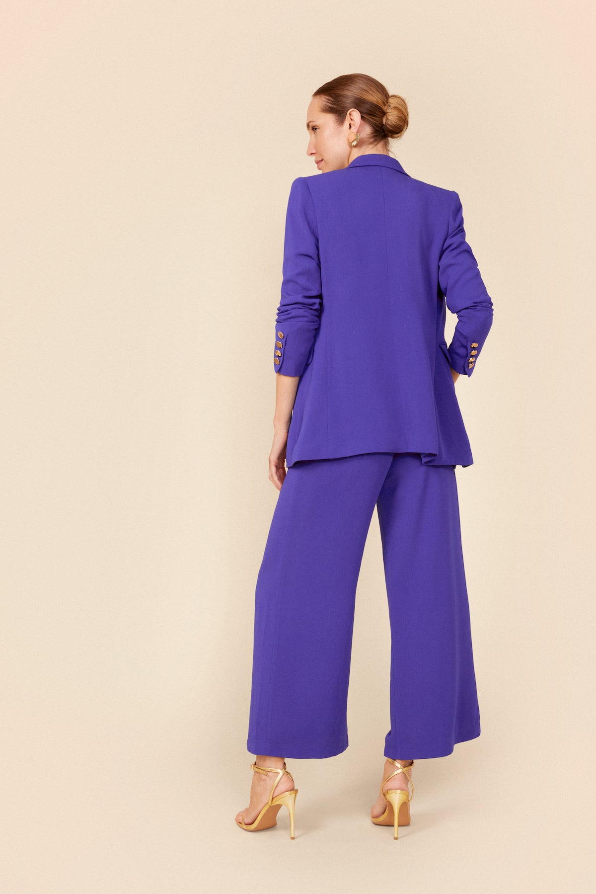 Traje de Chaqueta Bibi + Pantalon Libi Purple · Hamptons · - Bruna