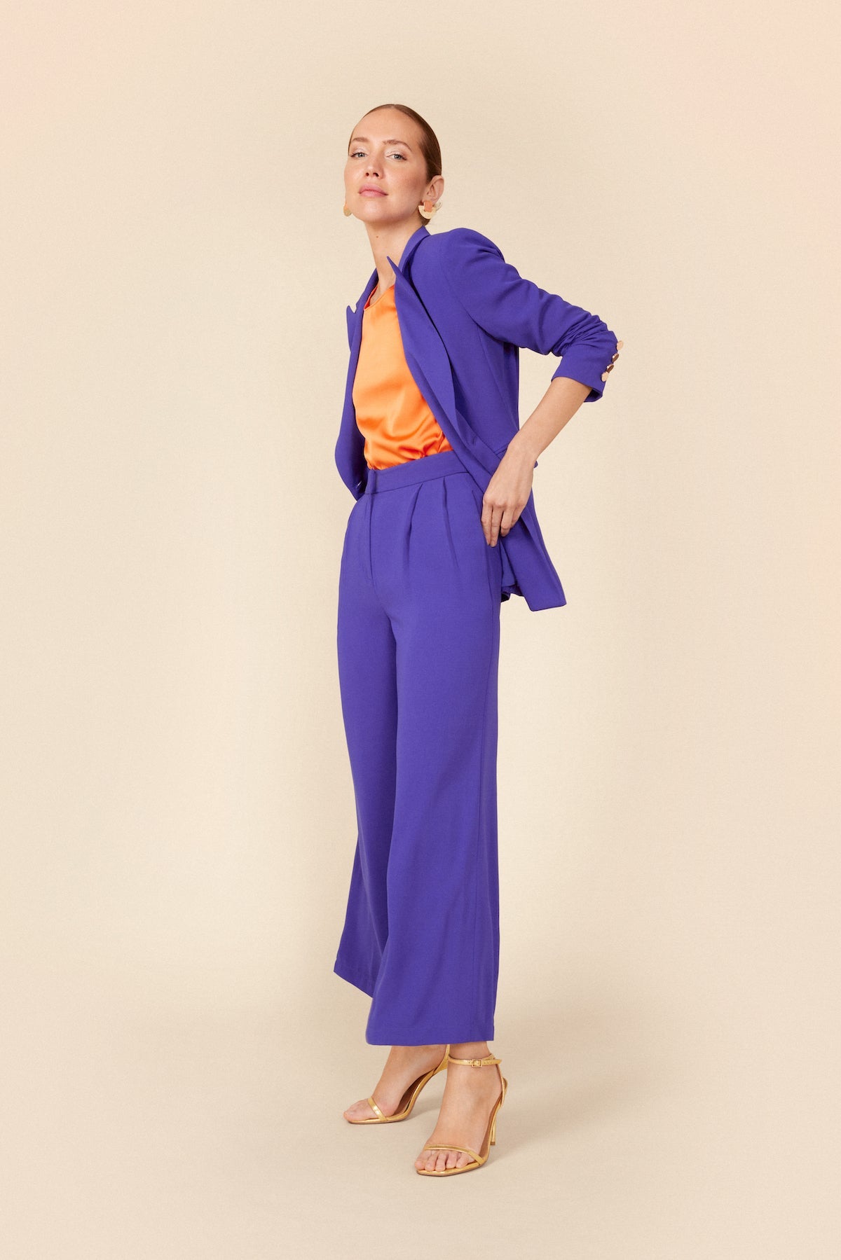 Traje de Chaqueta Bibi + Pantalon Libi Purple · Hamptons · - Bruna