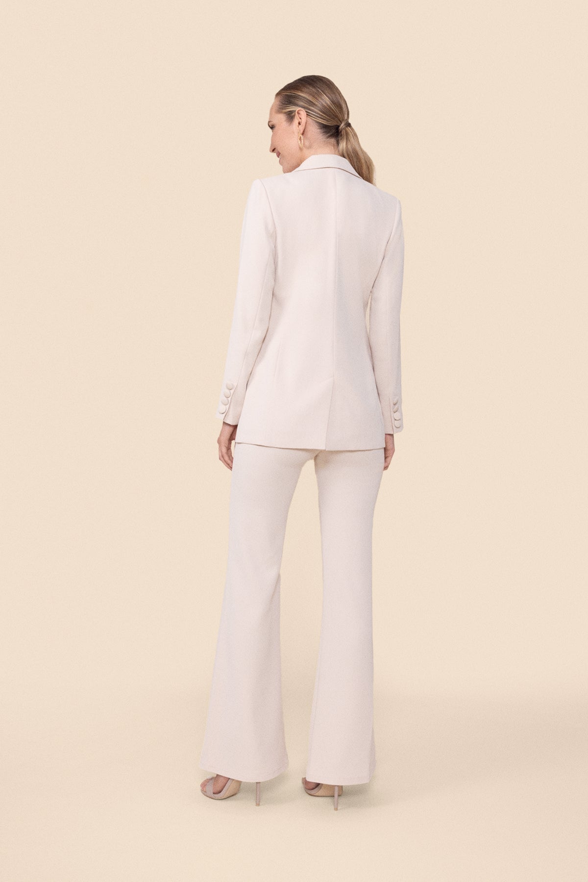 Traje de chaqueta Hailey Biscuit · Muse · - Bruna