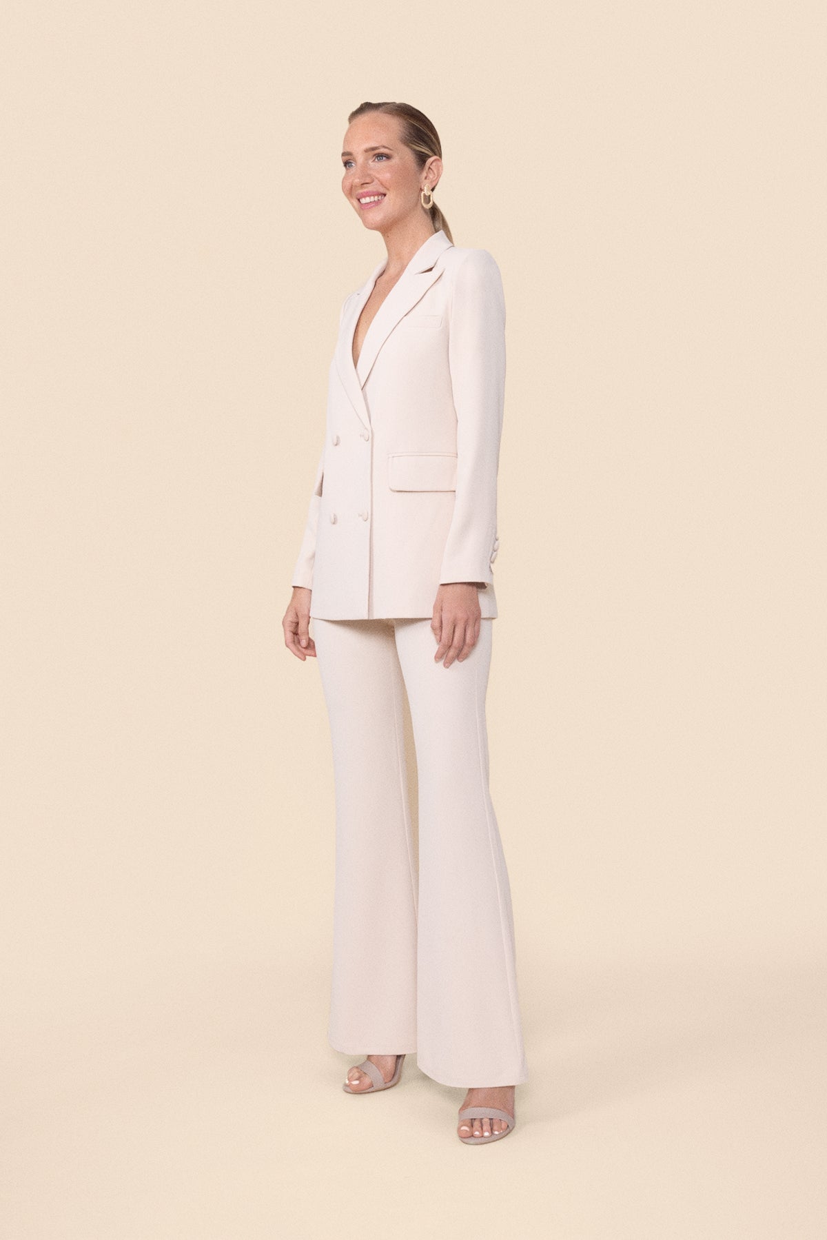 Traje de chaqueta Hailey Biscuit · Muse · - Bruna