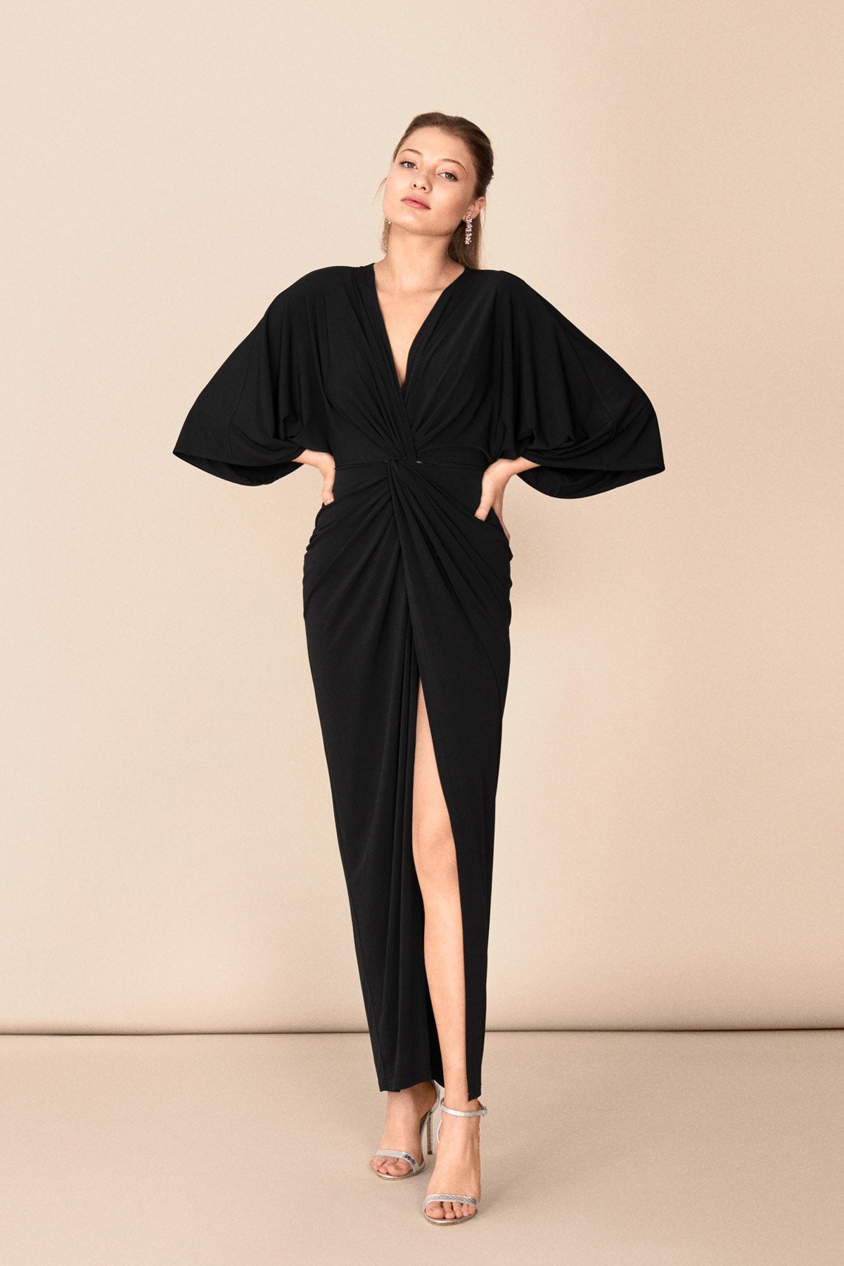 Vestido Amelia Negro · Rivera · - Bruna