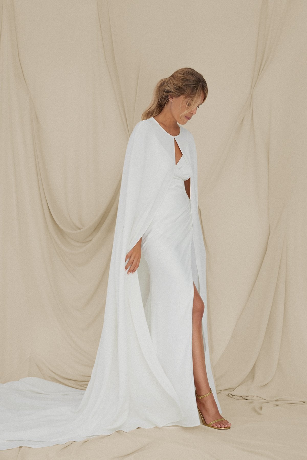 Vestido de Novia Meri · LOVE · - Bruna