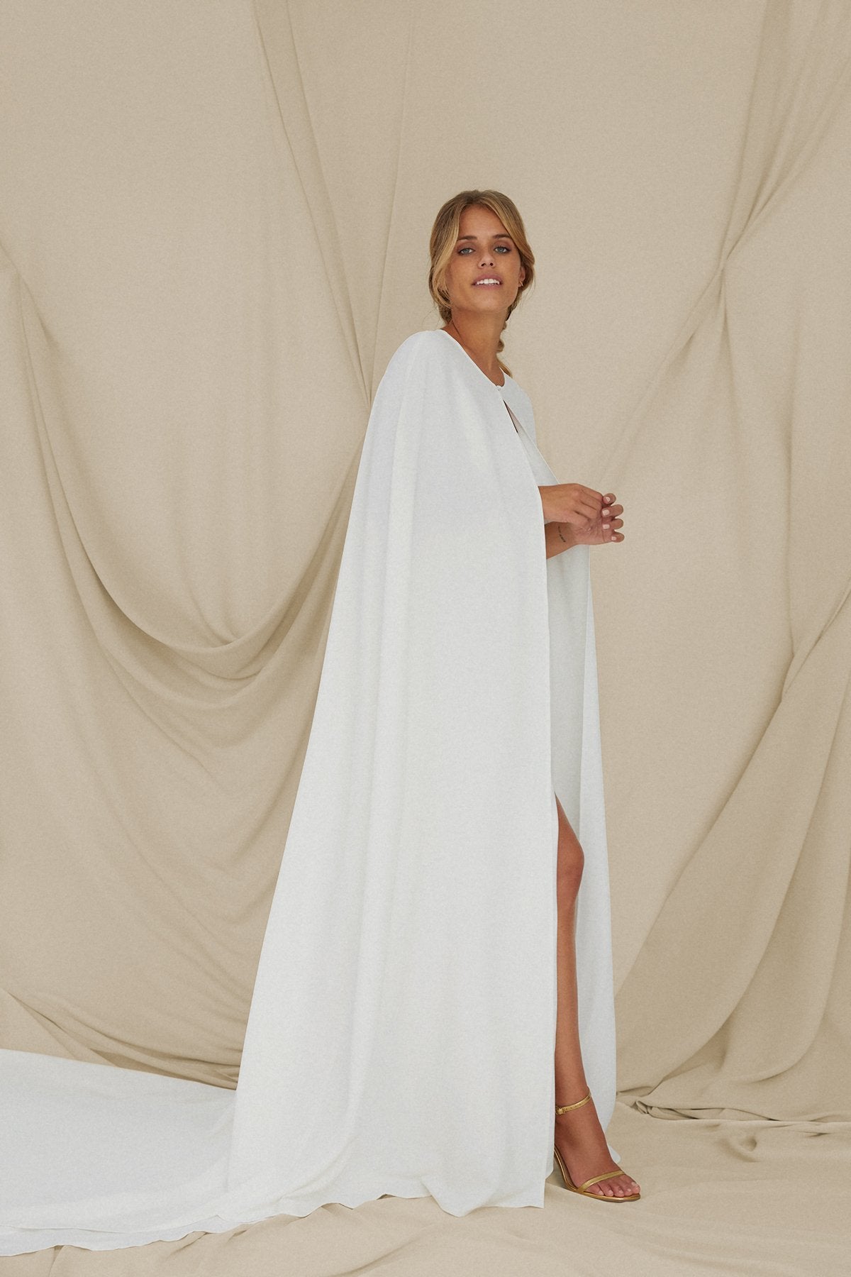 Vestido de Novia Meri · LOVE · - Bruna