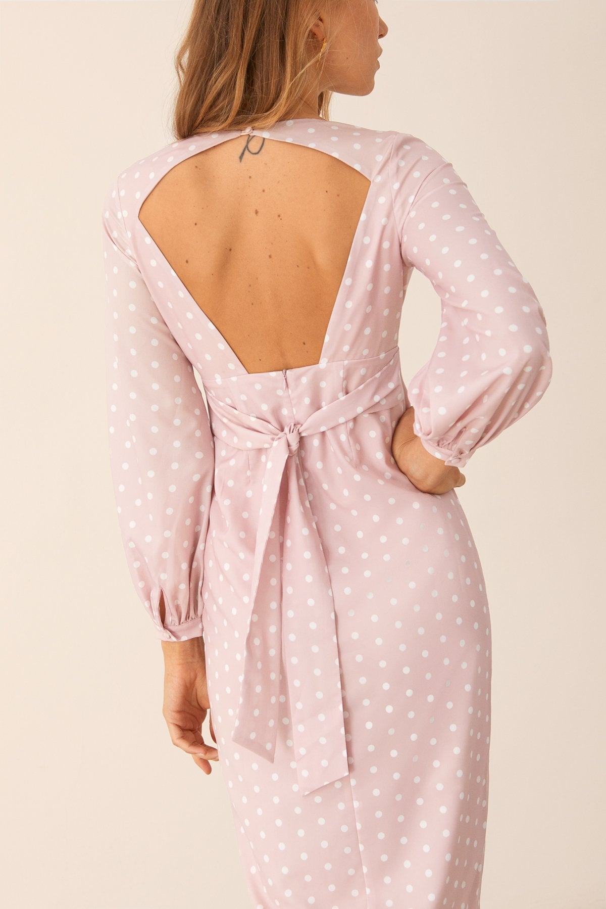 Vestido Evony Lunares Rosa · Pretty in Pink · - Bruna