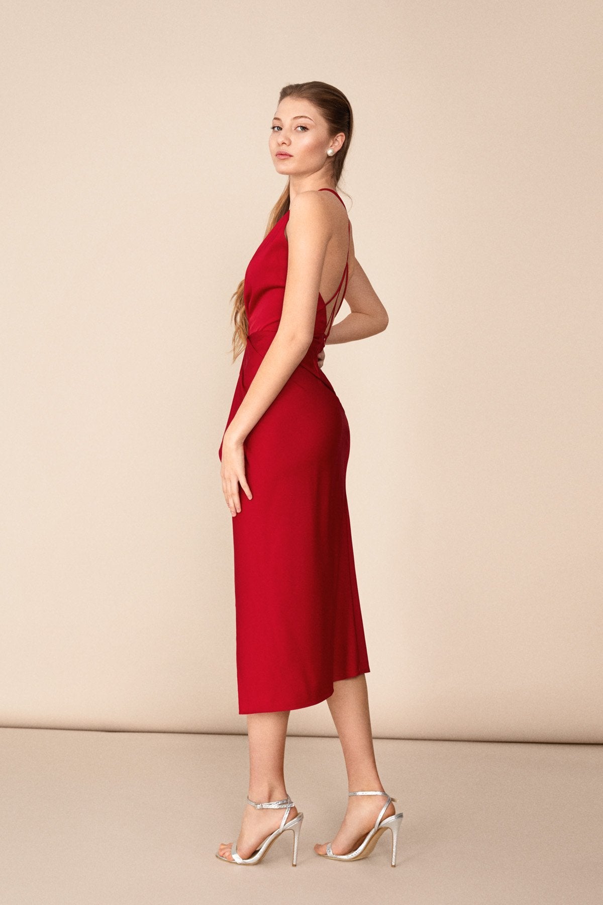 Vestido Lina Rojo Cereza · Rivera · - Bruna