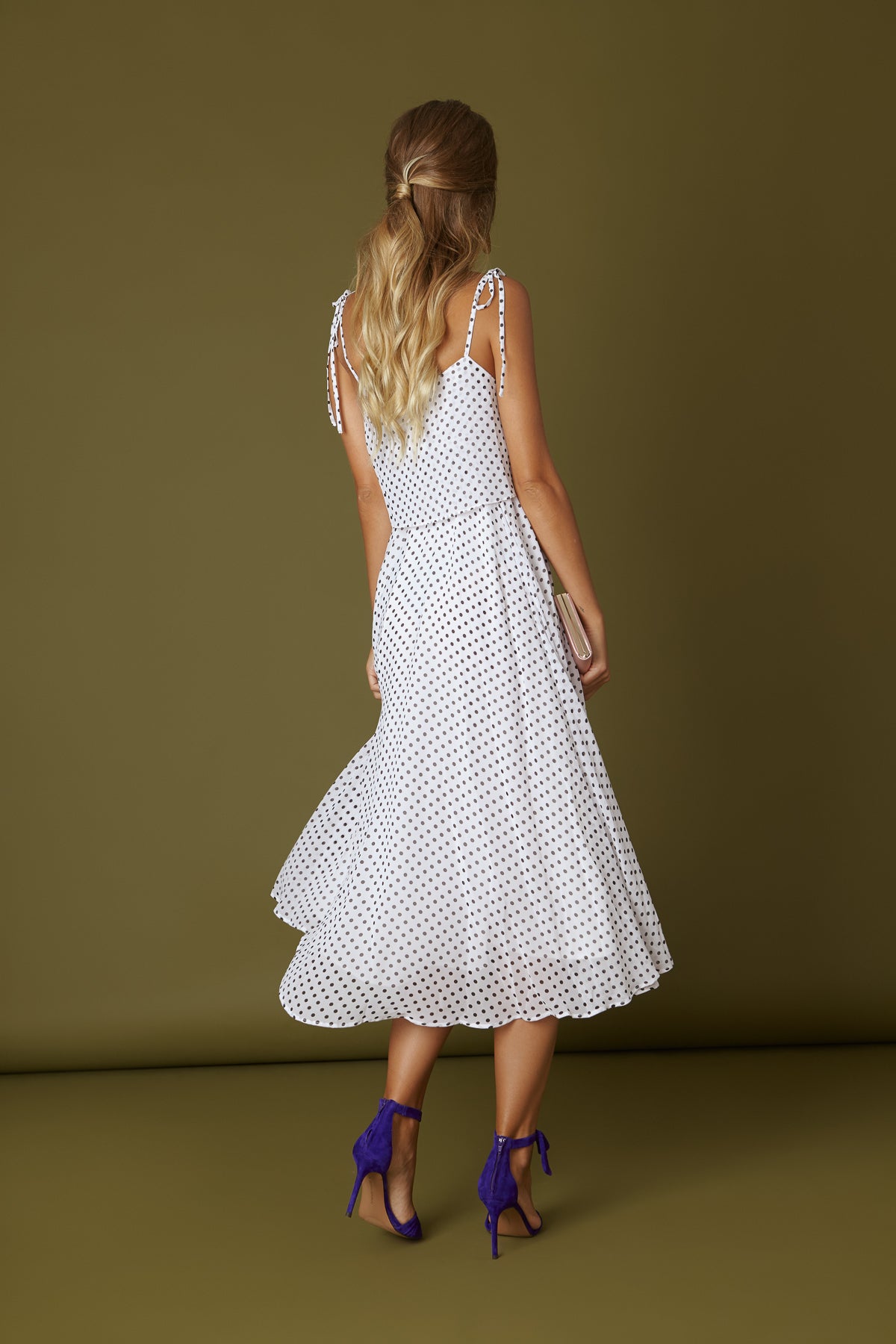 Vestido Yoyo Lunares Blanco/Negro SS19 - brunacoleccion bruna invitadaperfecta invitadaboda invitadabruna boda guest wedding 