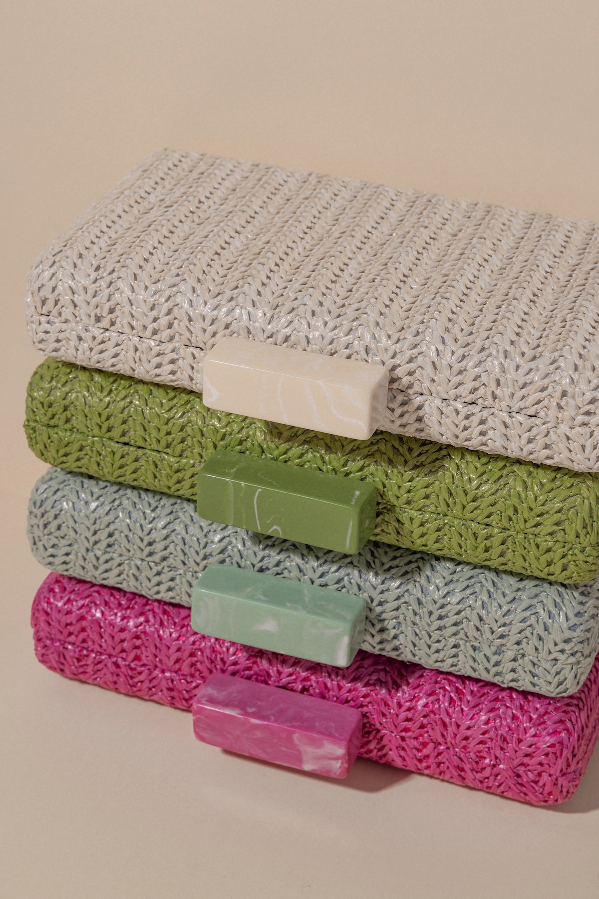 Clutch Braid Fucsia · Alegoria · - Bruna