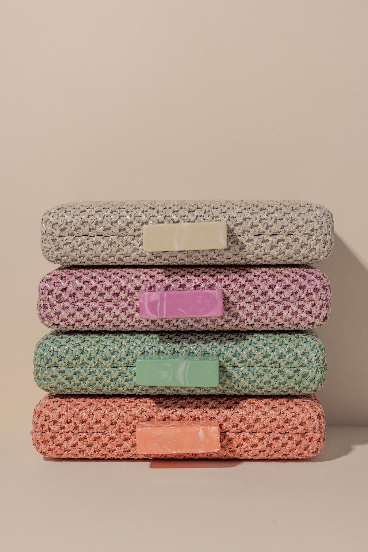 Clutch Net Beige · Alegoria · - Bruna