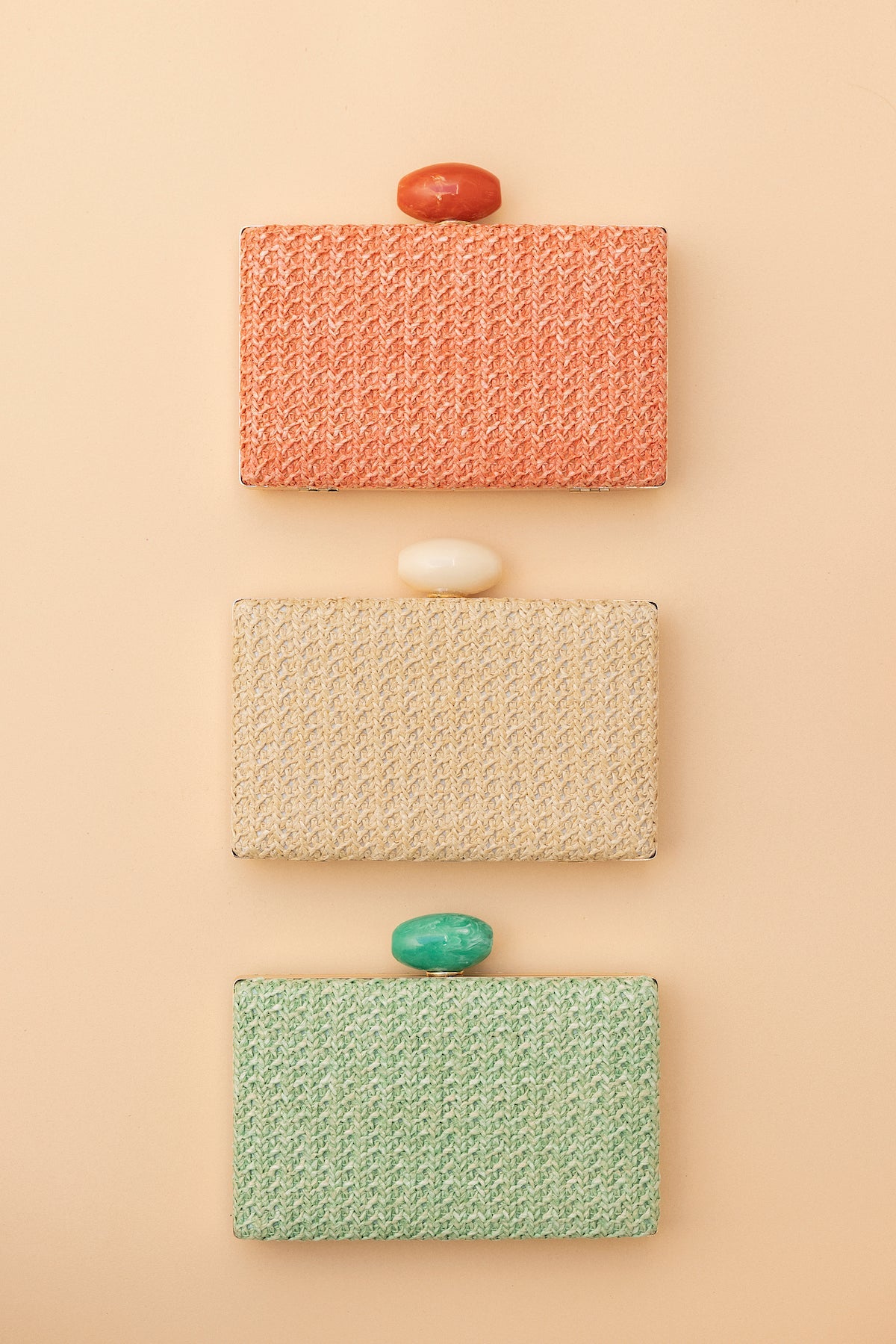 Clutch Sofia Coral · Wisteria · - Bruna