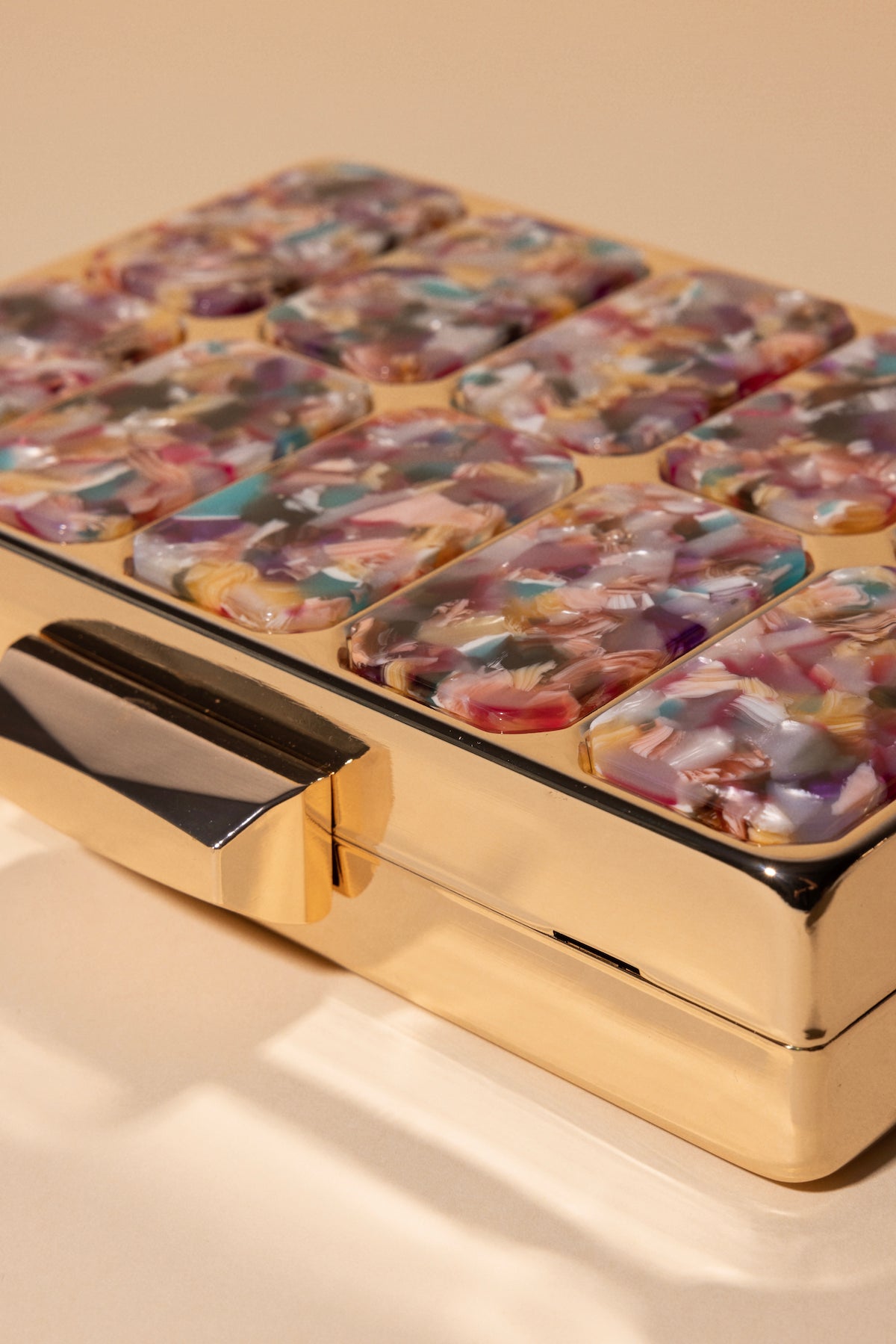 Clutch Yara Multicolor · Muse · - Bruna