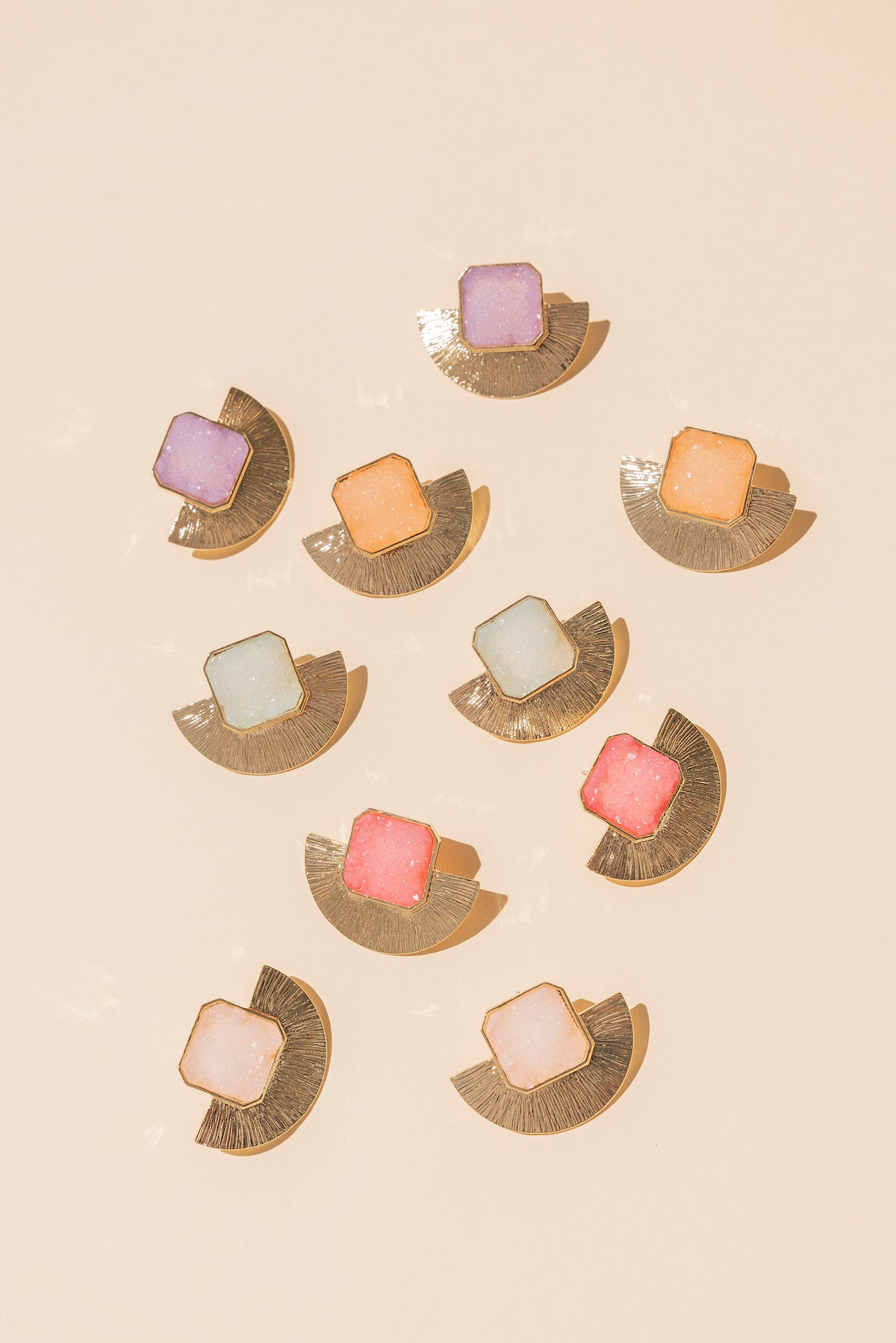 Pendientes Frida Coral · Hamptons · - Bruna