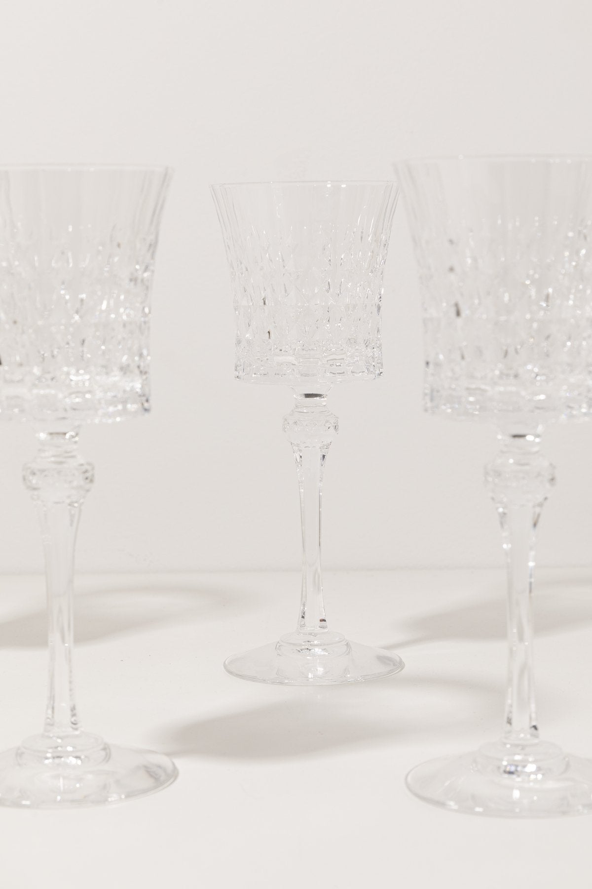 Set de 4 Copas de Vino Tallado Alice · Deco · - Bruna