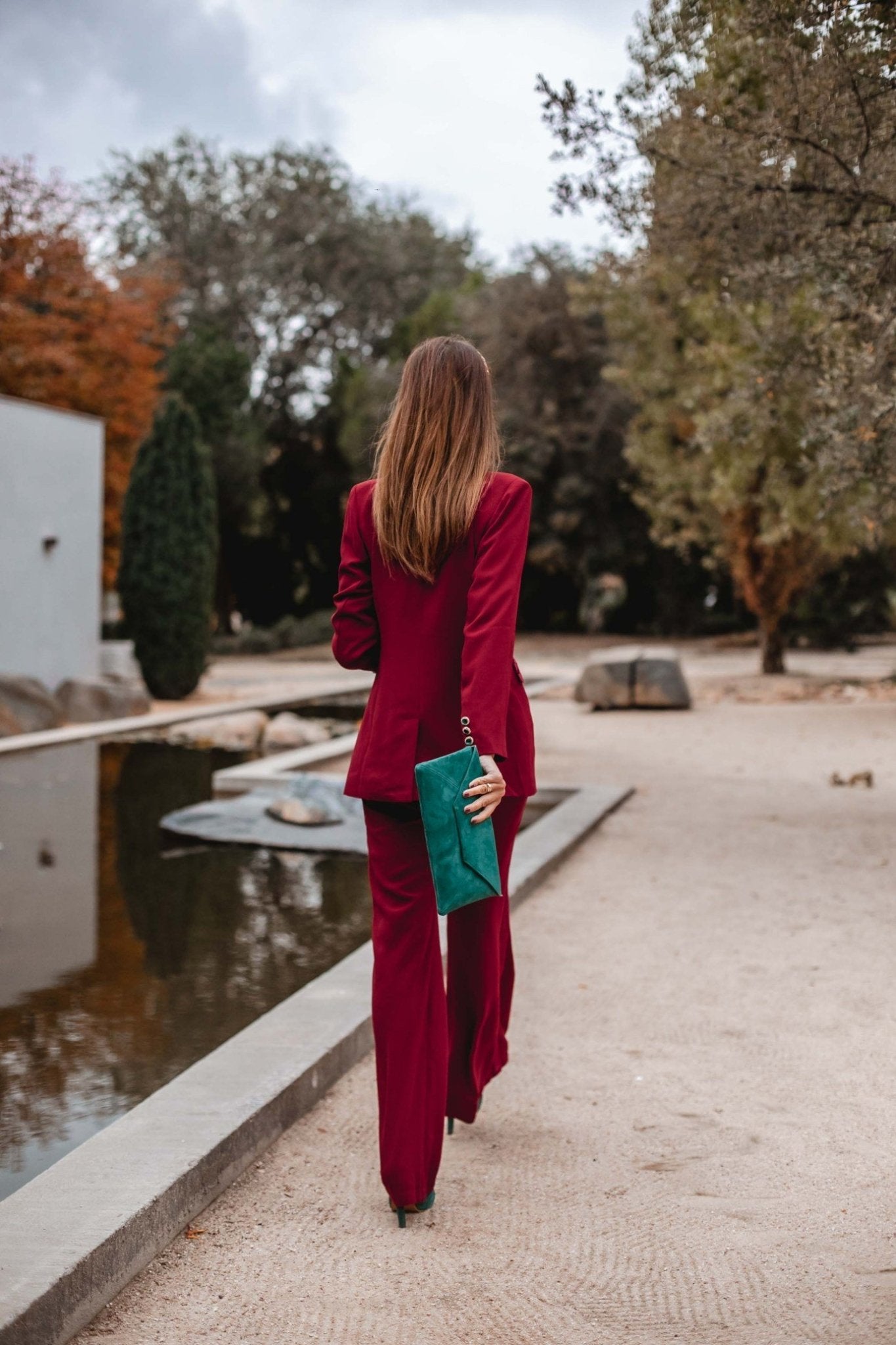 Traje Chaqueta Alfonsine + Pantalon Didier Cereza · Bohemian Rhapsody · - Bruna